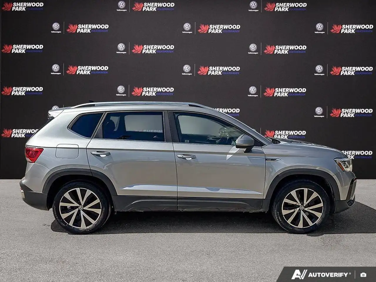 Volkswagen Taos photo Volkswagen Taos