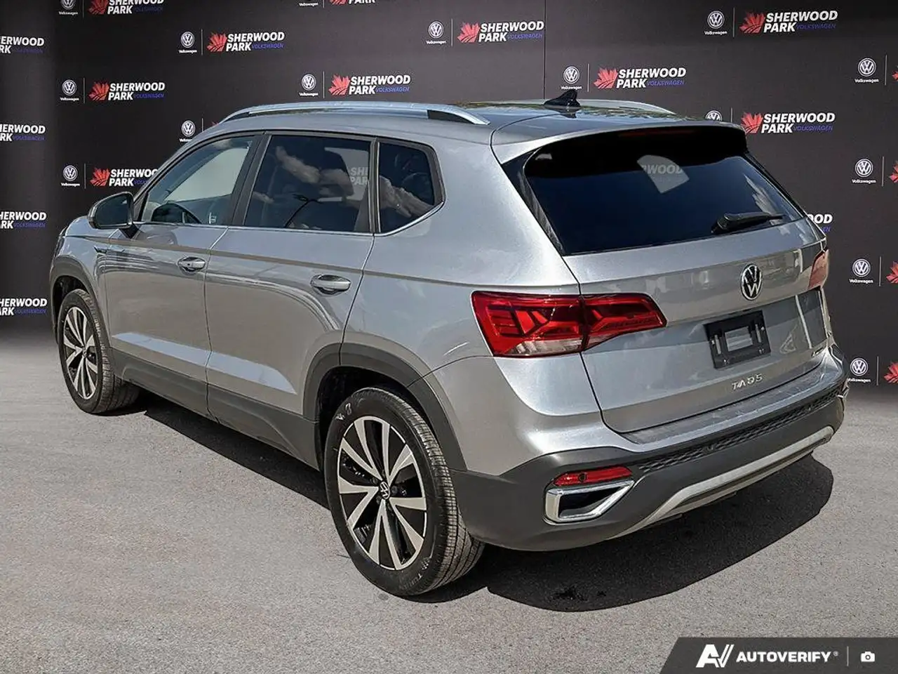Volkswagen Taos photo Volkswagen Taos