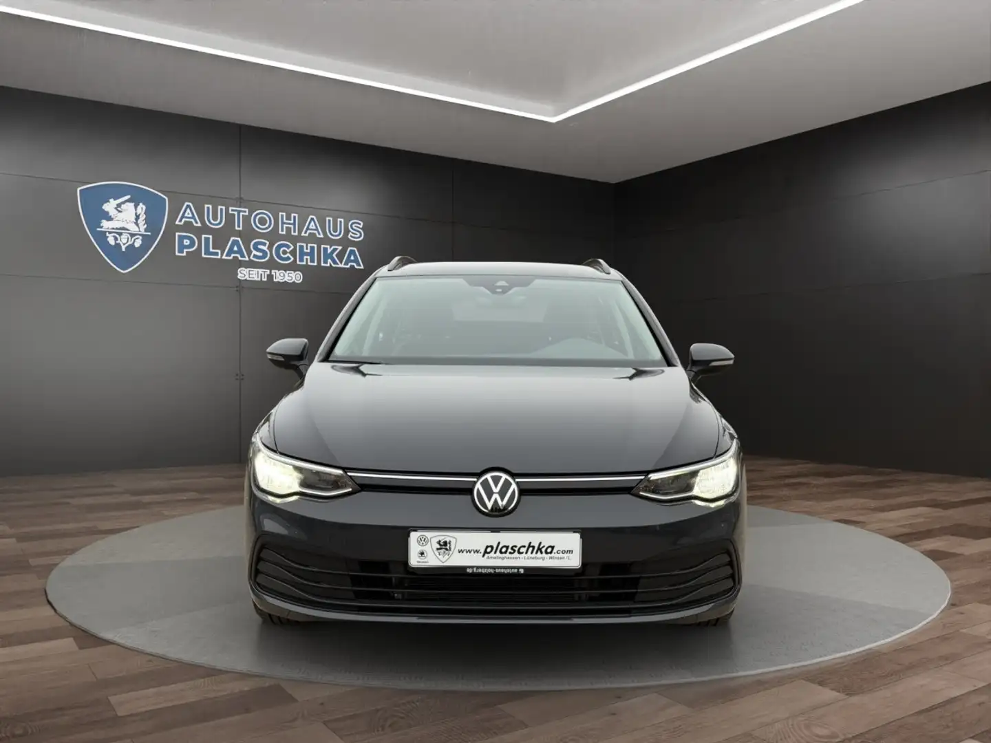 Volkswagen Golf VIII Var. 1.5 TSI Life KAMERA+ACC+NAVI+LED Klima Grau - 2