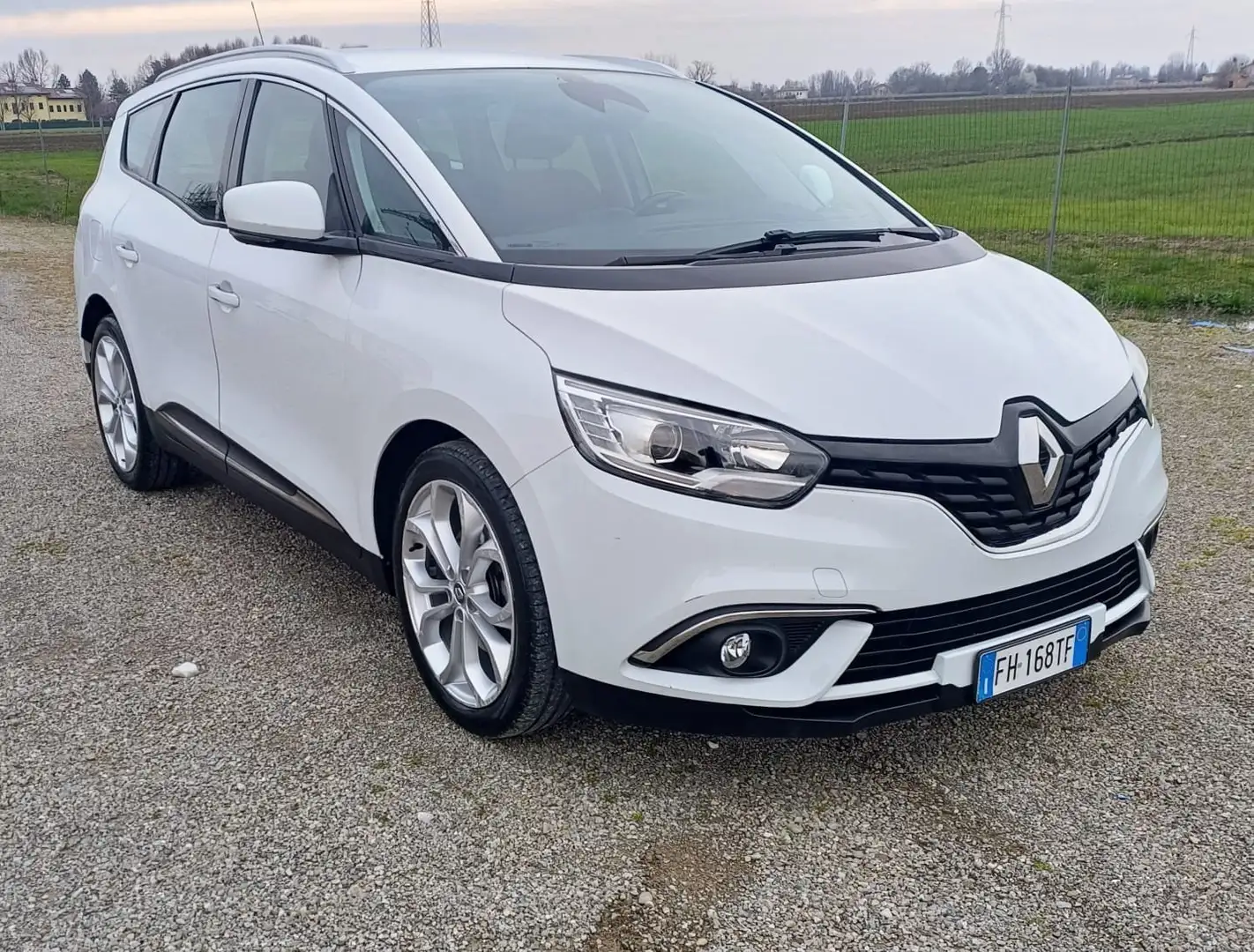 Renault Grand Scenic Grand Scenic 1.5 dci energy Bose 110cv Weiß - 1