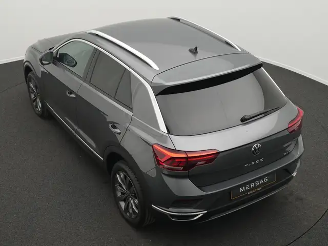 Volkswagen T-Roc view 13