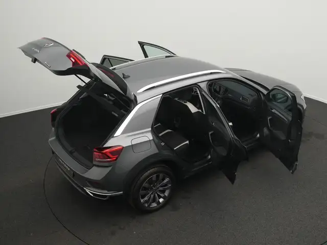 Volkswagen T-Roc view 15