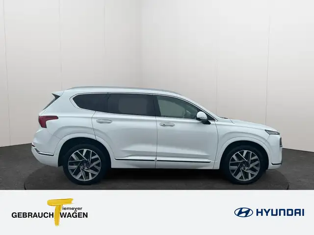 Hyundai Santa Fe view 4