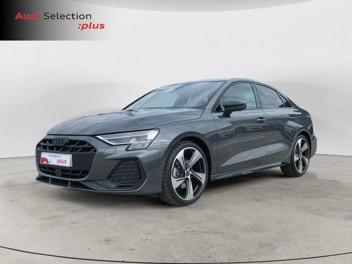 Audi A3 Sedán 35 TFSI Black line edition S tronic Gris - 1