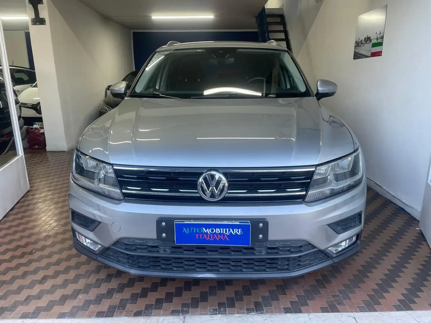 Volkswagen Tiguan Tiguan 1.6 TDI SCR Business BlueMotion Technology Grigio - 2
