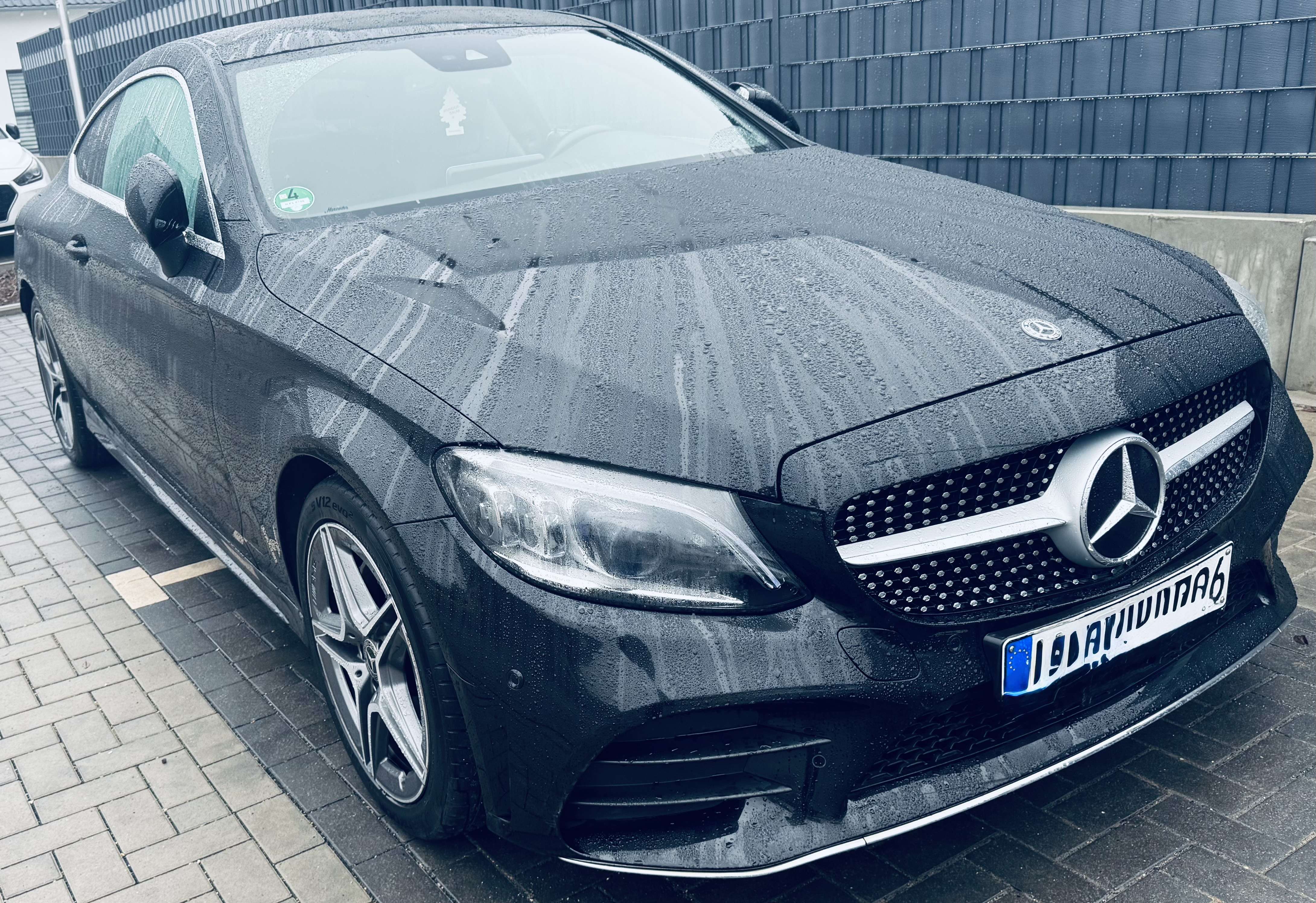 Second hand Mercedes Benz C-Class 