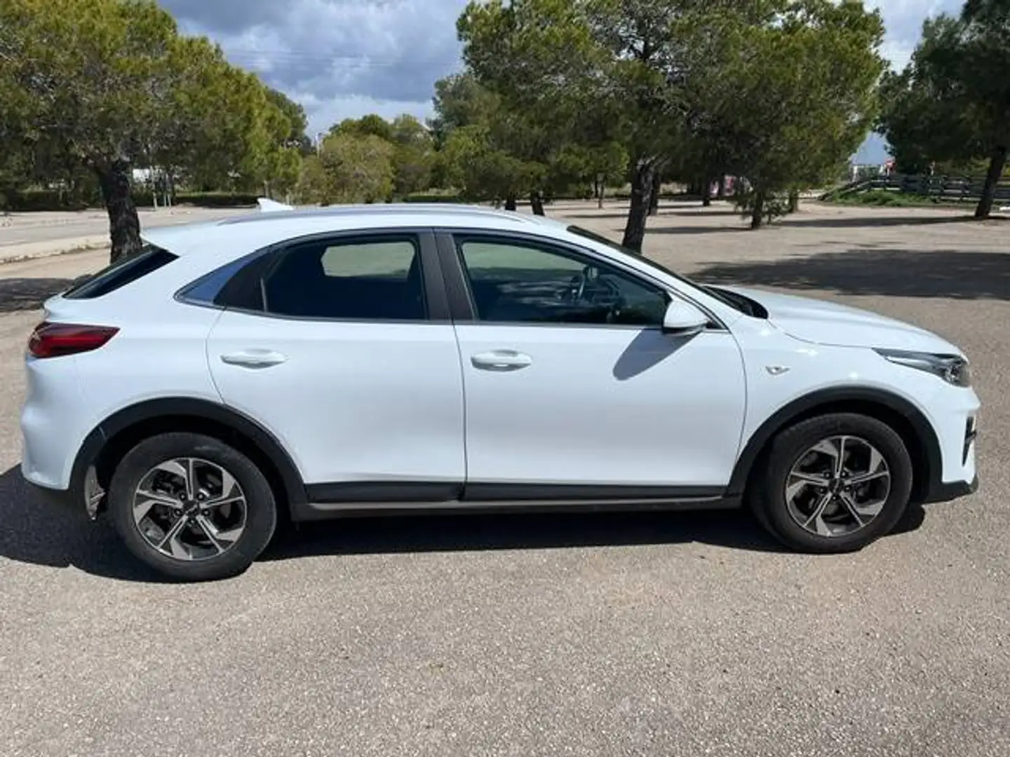 Kia XCeed XCeed 1.5 MHEV Emotion Emotion Blanco - 2