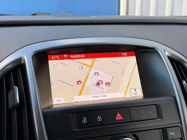 Opel Astra view 13