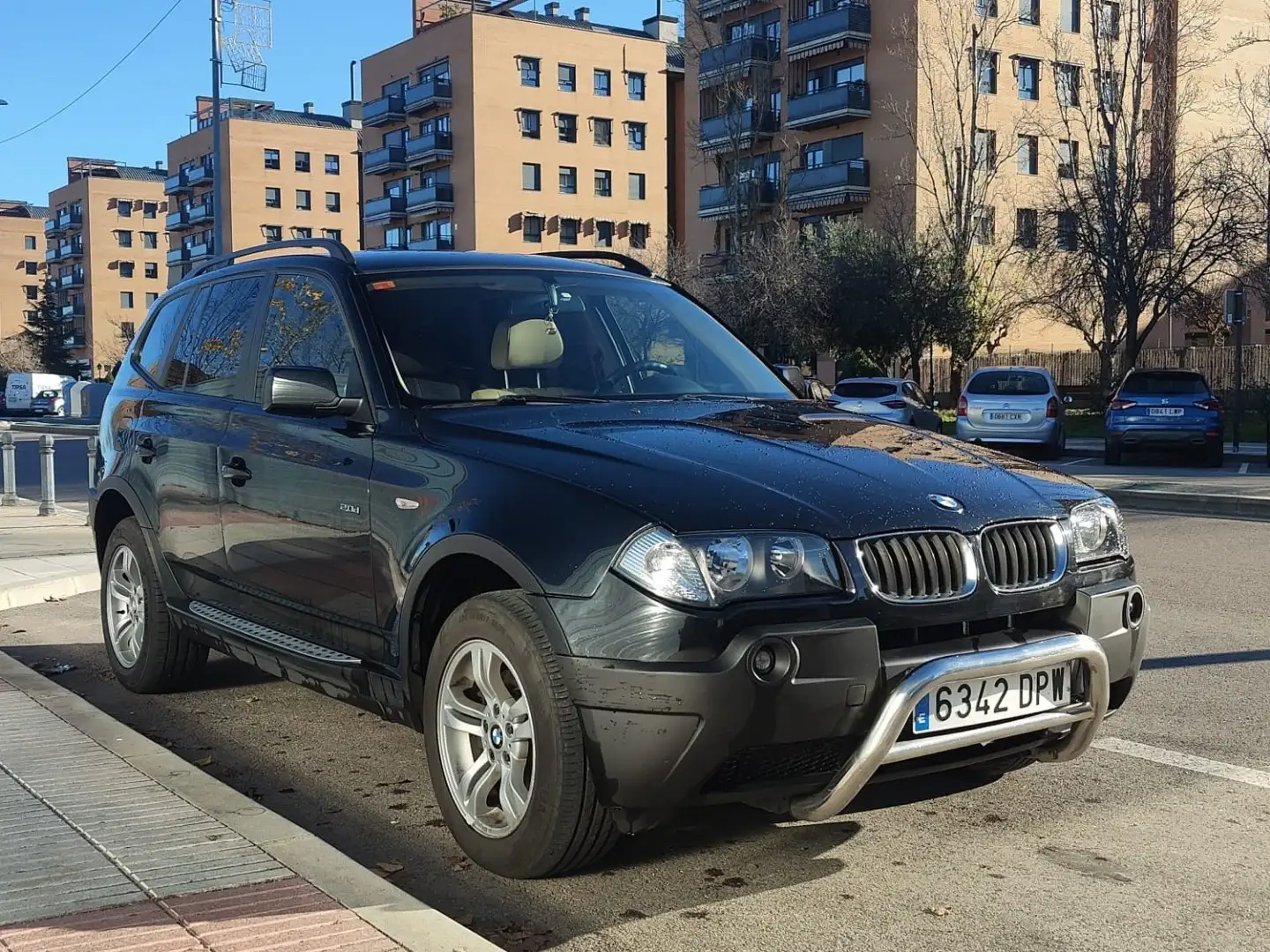 BMW X3 2.0d Negro - 1