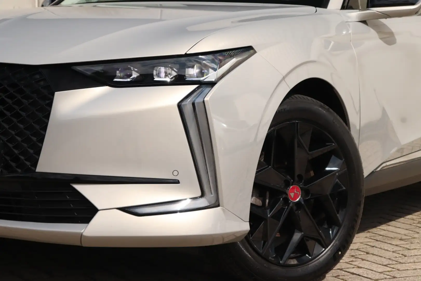 DS Automobiles DS 4 E-Tense 225 PK Performance Line+ | Pano | HUD | Wi Grijs - 2