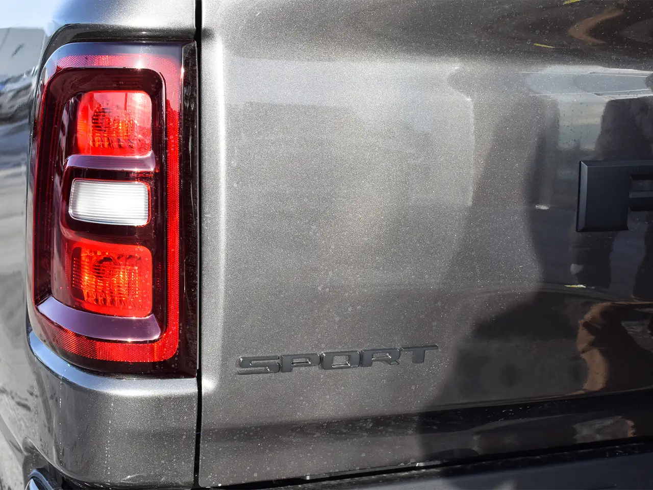 RAM 1500 снимка RAM 1500