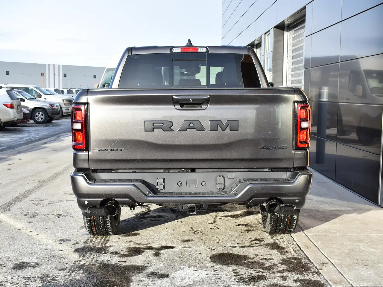 RAM 1500 снимка RAM 1500