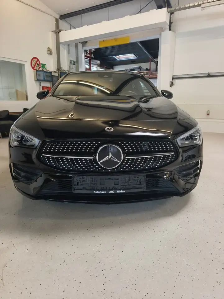 Mercedes-Benz CLA 200