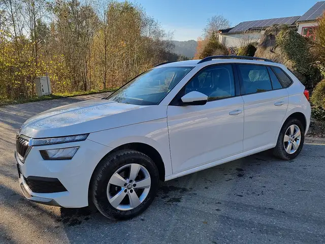 Skoda Kamiq 1,6 TDI Ambition DSG Navi Virttual Cockbit Mirr...