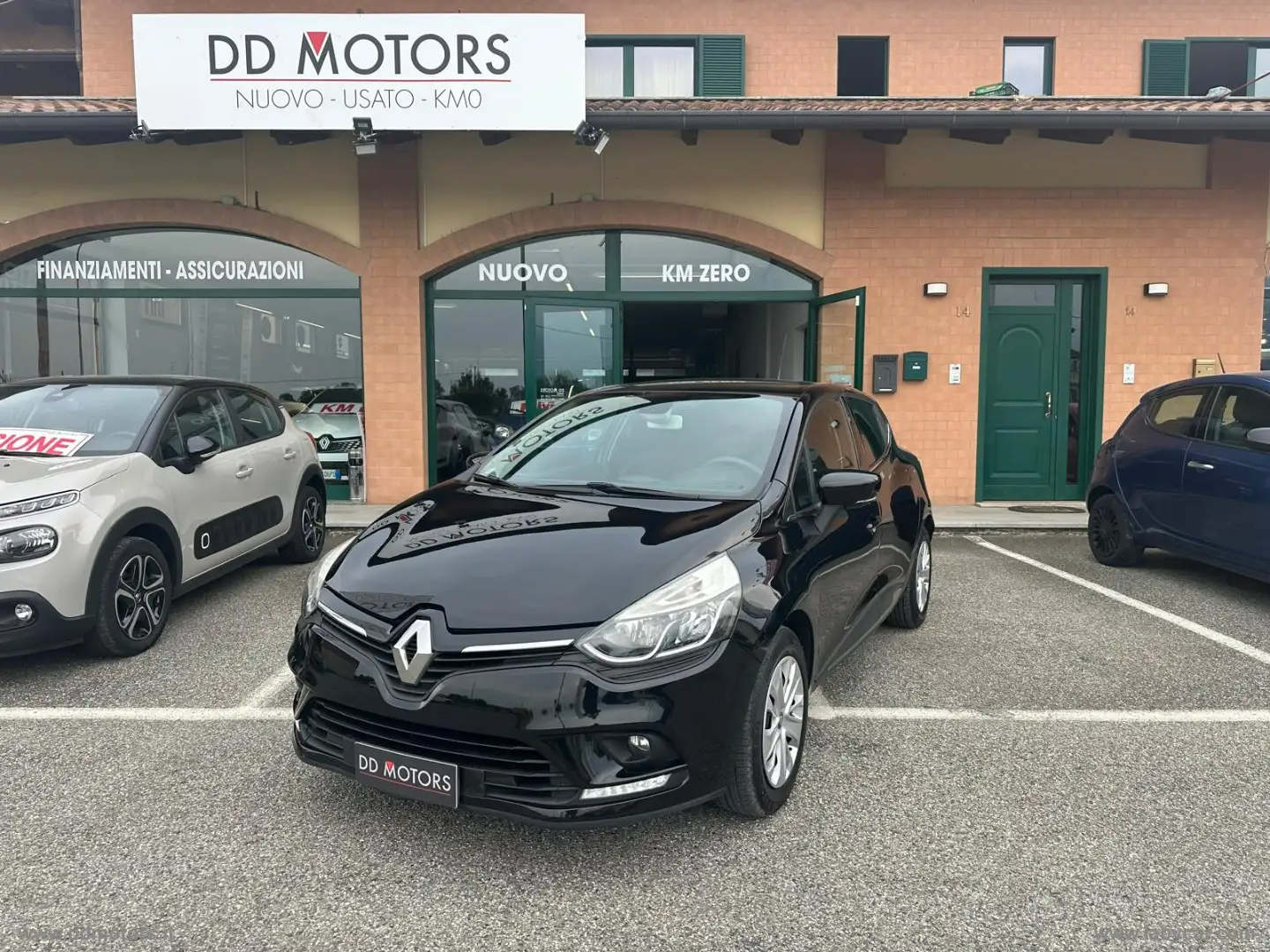 Renault Clio TCe 12V 90 CV GPL S&S 5p. Ener. Zen *NEOPATENTATI* Nero - 1