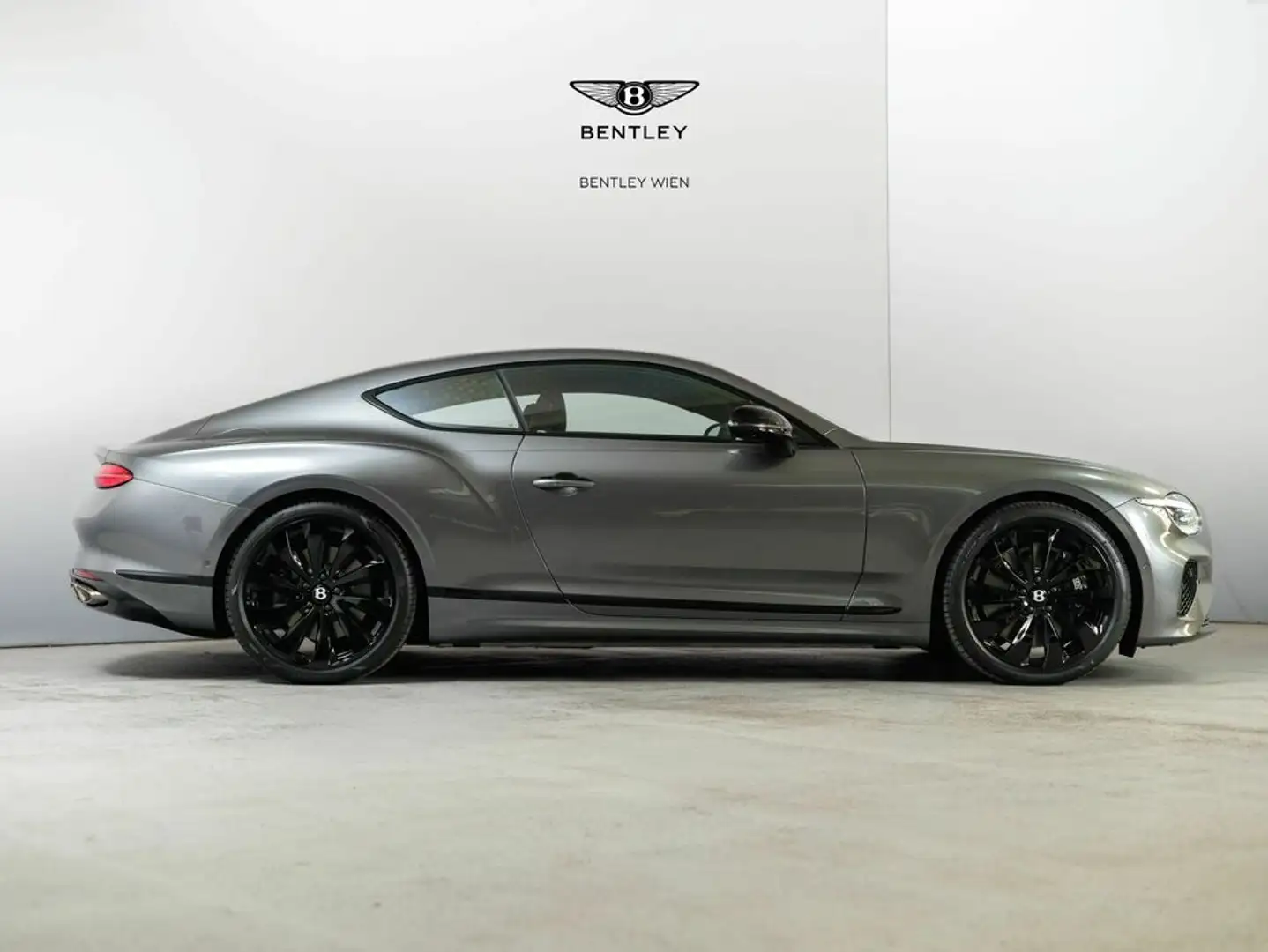 Bentley Continental GT V8 Hybrid Grijs - 2