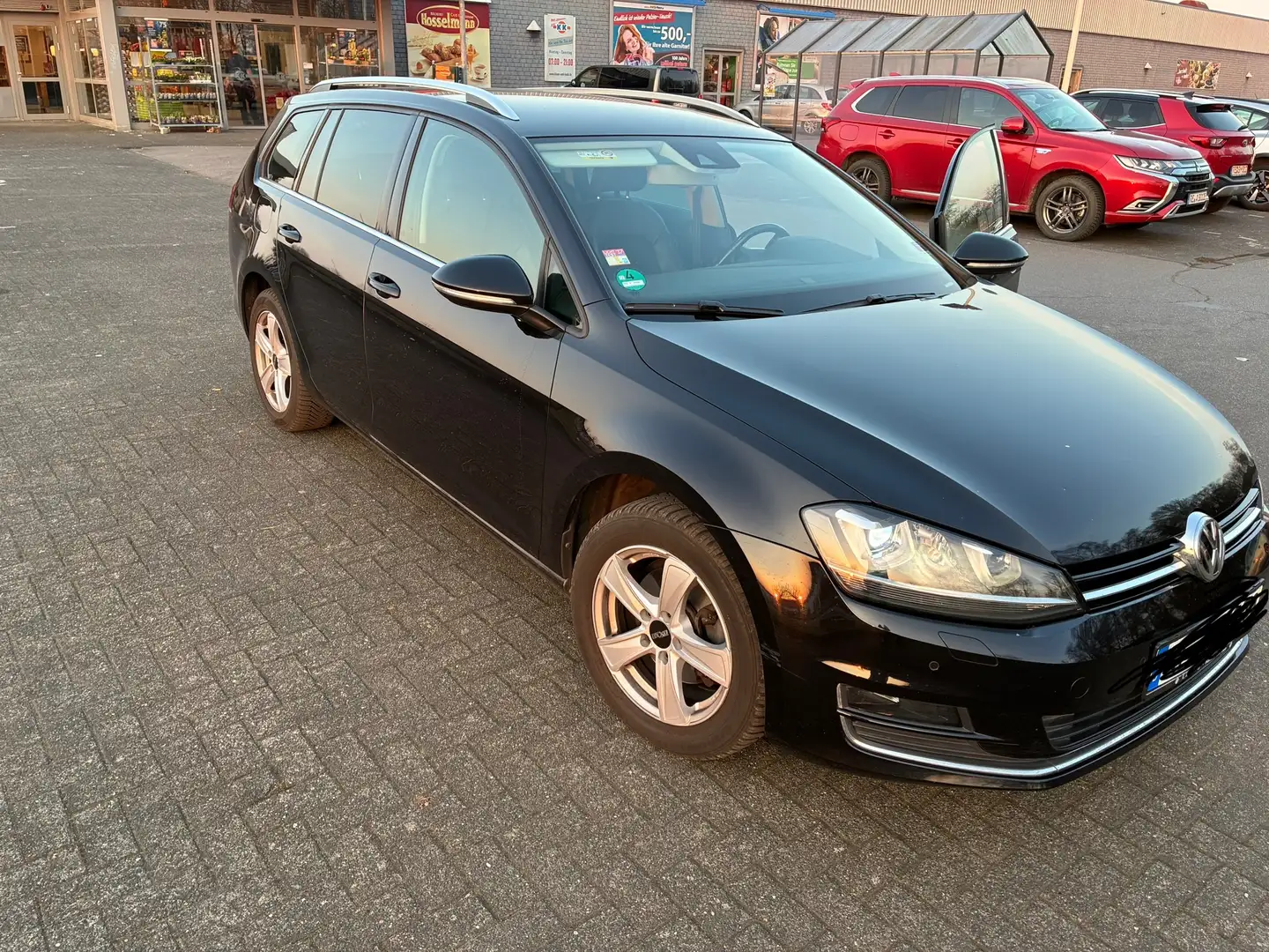 Volkswagen Golf Variant Golf VII Variant 1.4 TSI BlueMotion Technology Hig Schwarz - 2