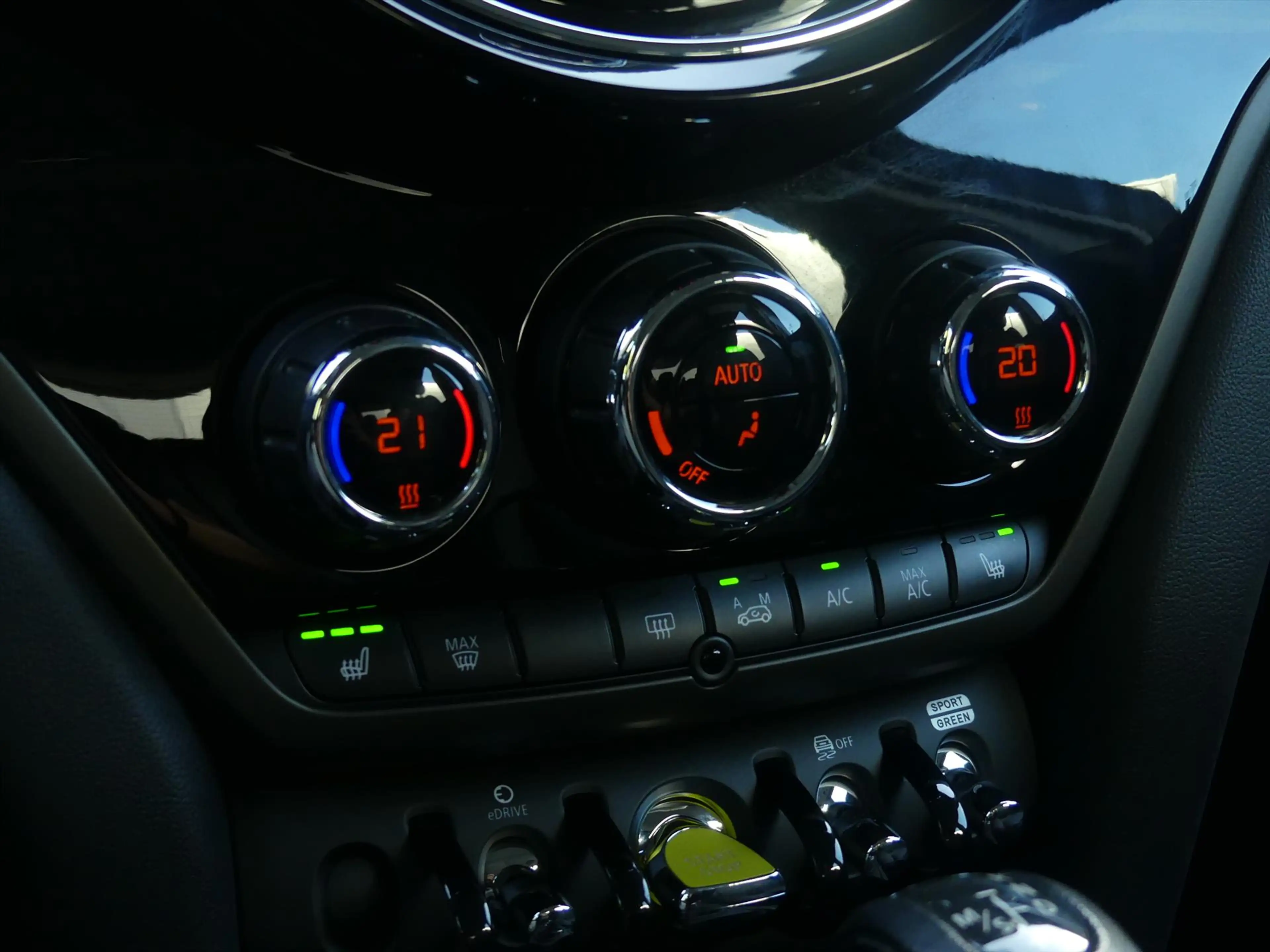 MINI Cooper SE Countryman 1.5 COOPER ALL4 220PK HYBRIDE LEDER/NAVI/PDC/CAMER — photo 26