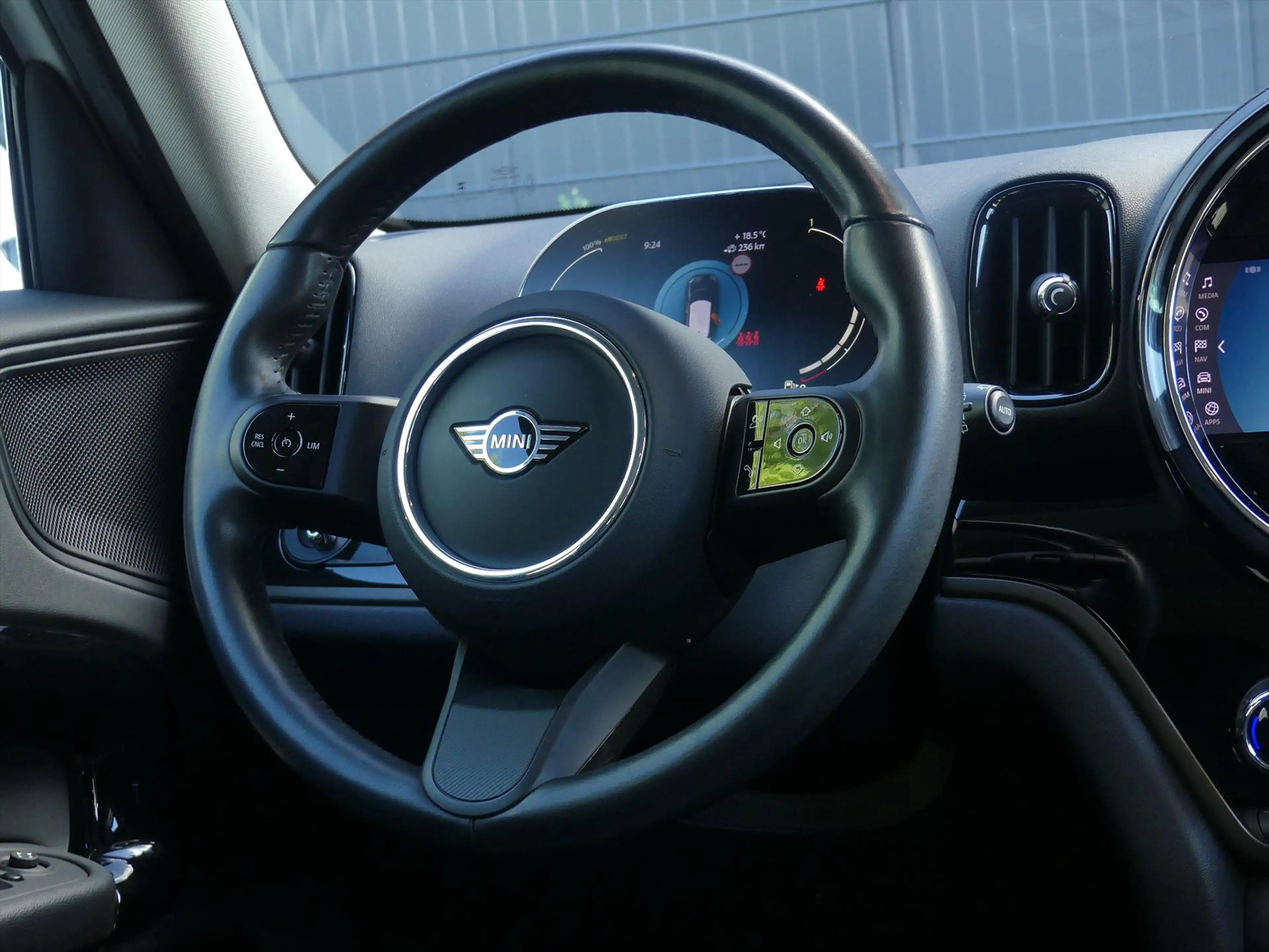 MINI Cooper SE Countryman 1.5 COOPER ALL4 220PK HYBRIDE LEDER/NAVI/PDC/CAMER — photo 15