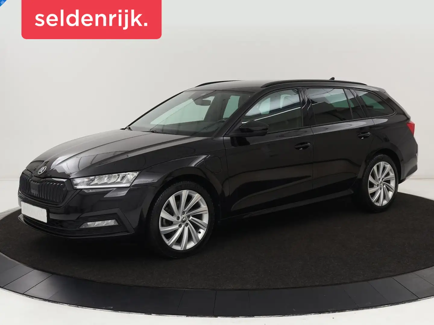 Skoda Octavia 1.4 TSI iV PHEV Sport | Sportstoelen | Carplay | S Zwart - 1