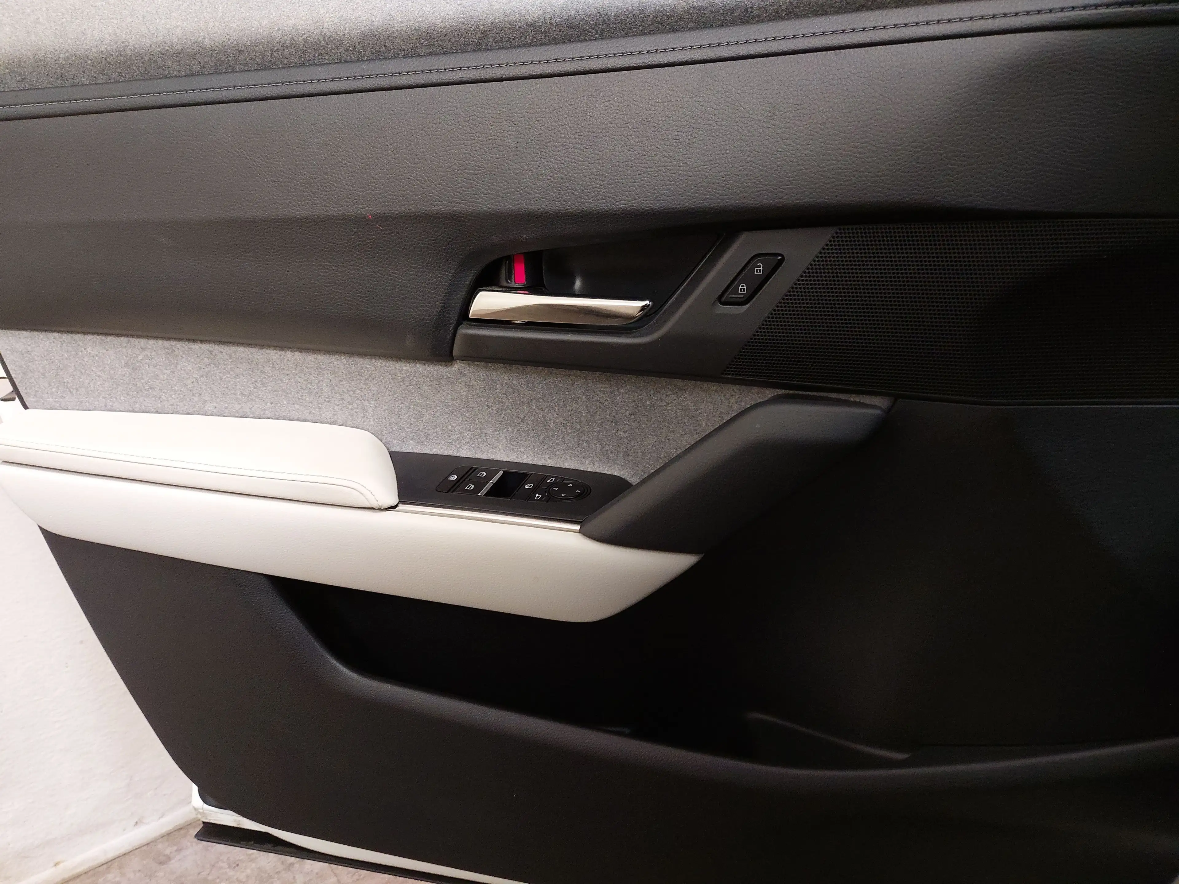 Mazda MX-30 e-Skyactiv Advanage Navi LED HuD Kamera — photo 5