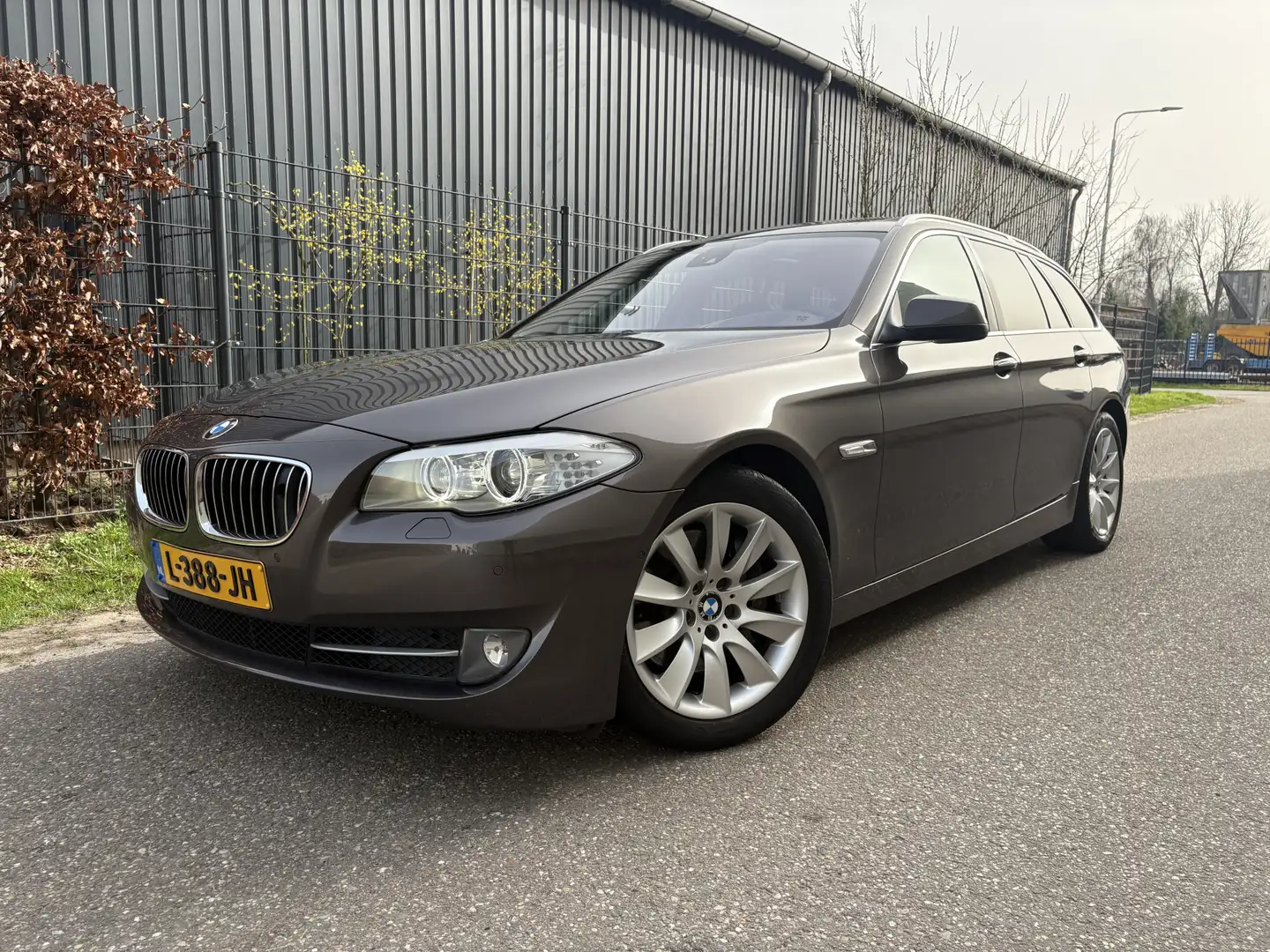 BMW 528 5-serie Touring 528xi High Executive / AUTOMAAT / Marrón - 1
