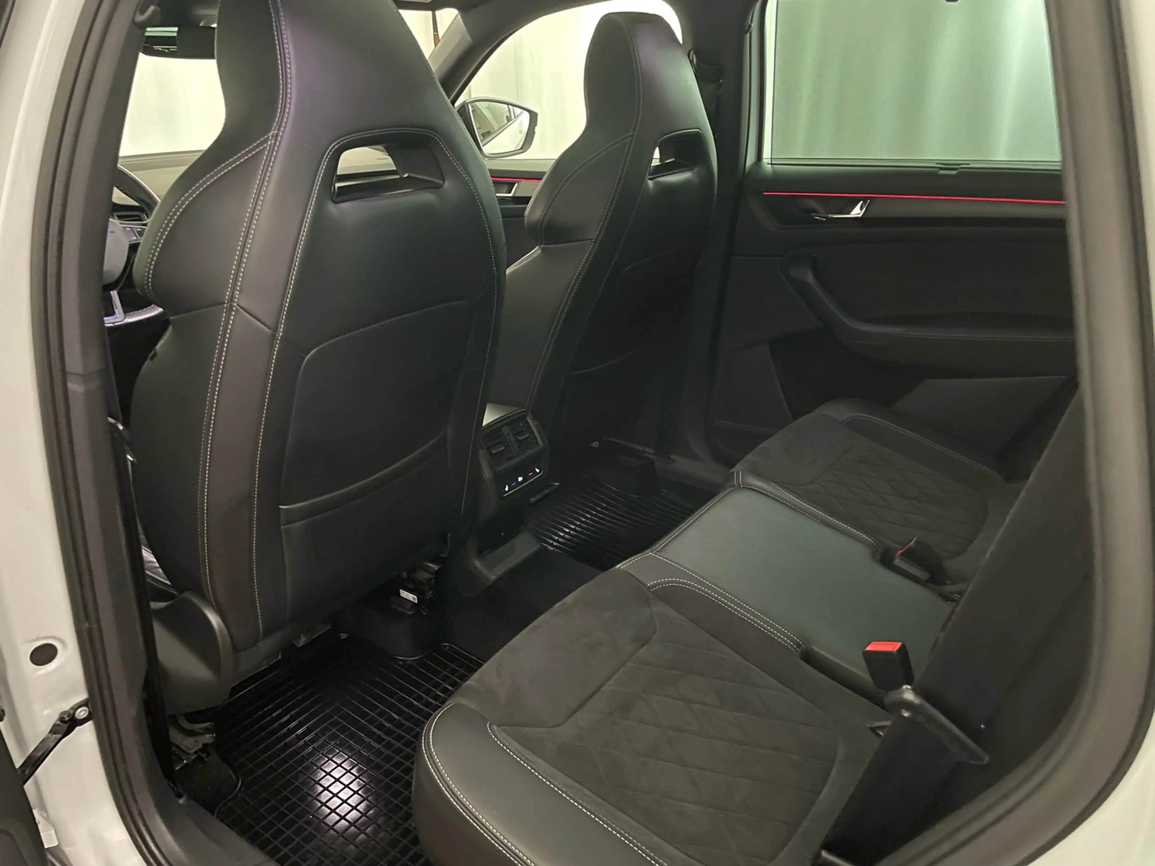 Skoda Kodiaq 4x4 SPORTLINE TSI DSG — photo 12