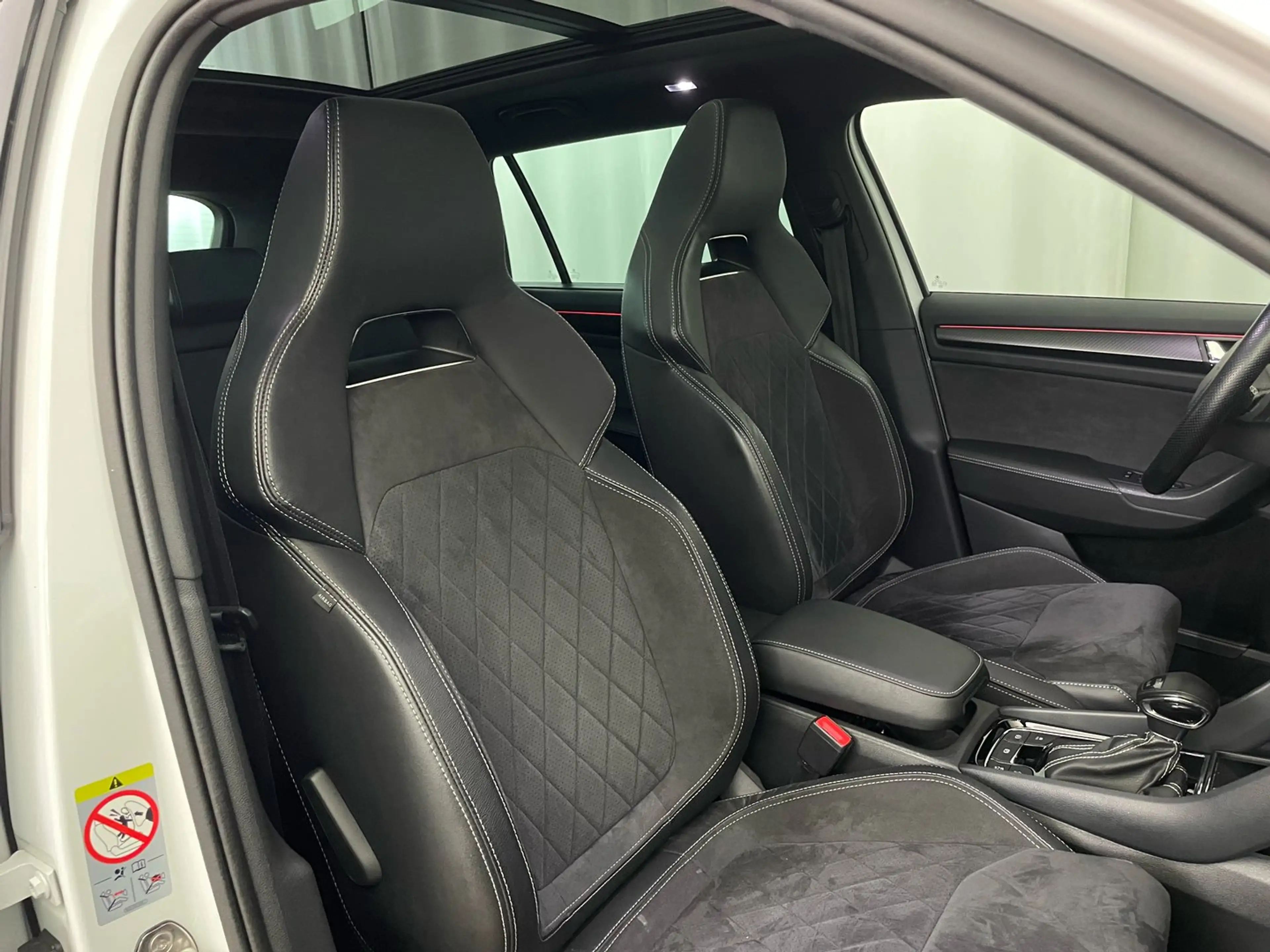 Skoda Kodiaq 4x4 SPORTLINE TSI DSG — photo 11