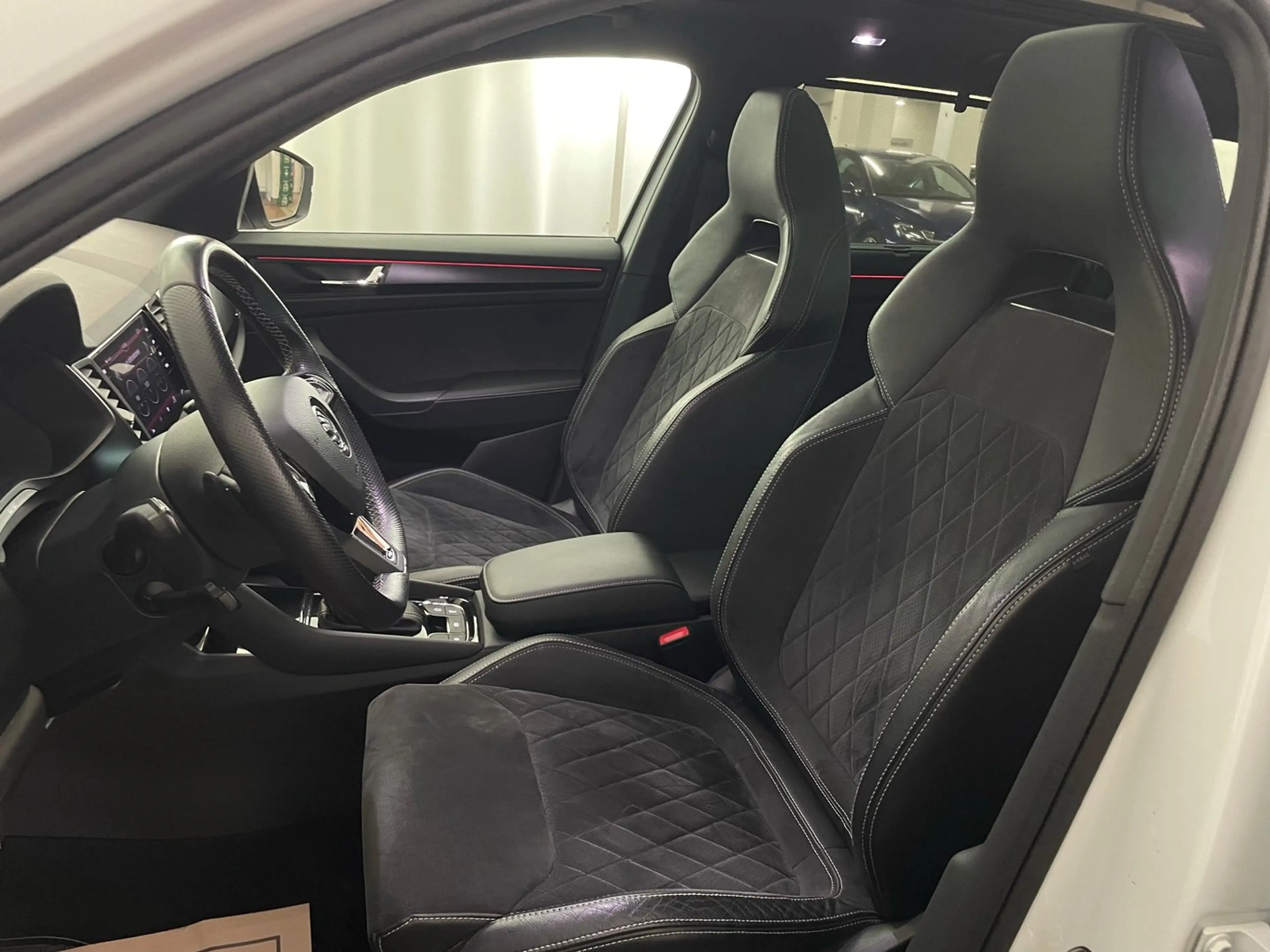Skoda Kodiaq 4x4 SPORTLINE TSI DSG — photo 10