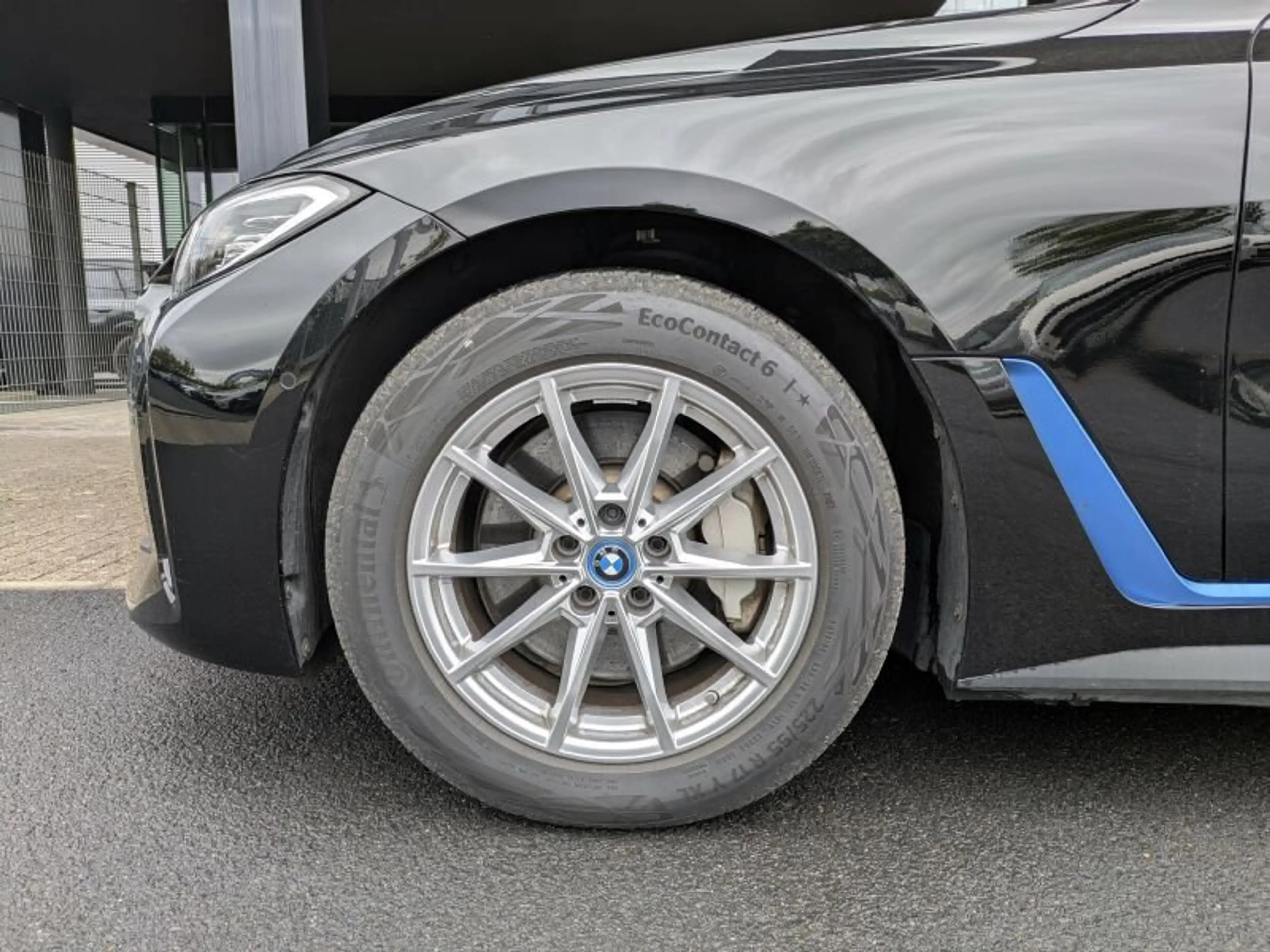 BMW i4 eDrive40 Gran Coupé — photo 13