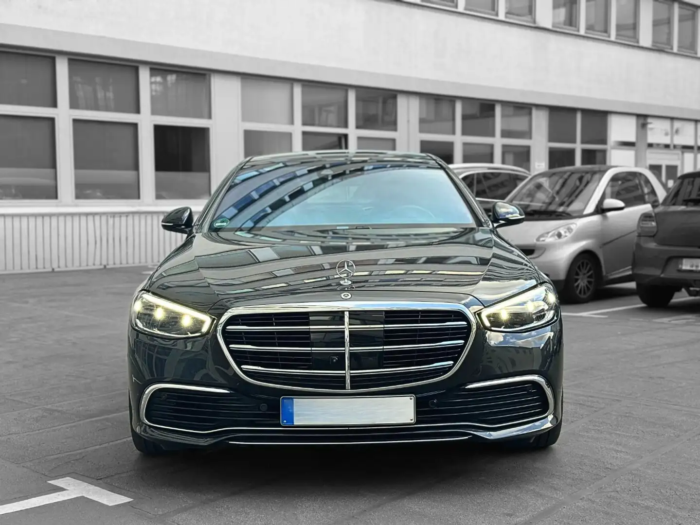 Mercedes-Benz S 580 4M Napa Standheizung Panorama Grigio - 2