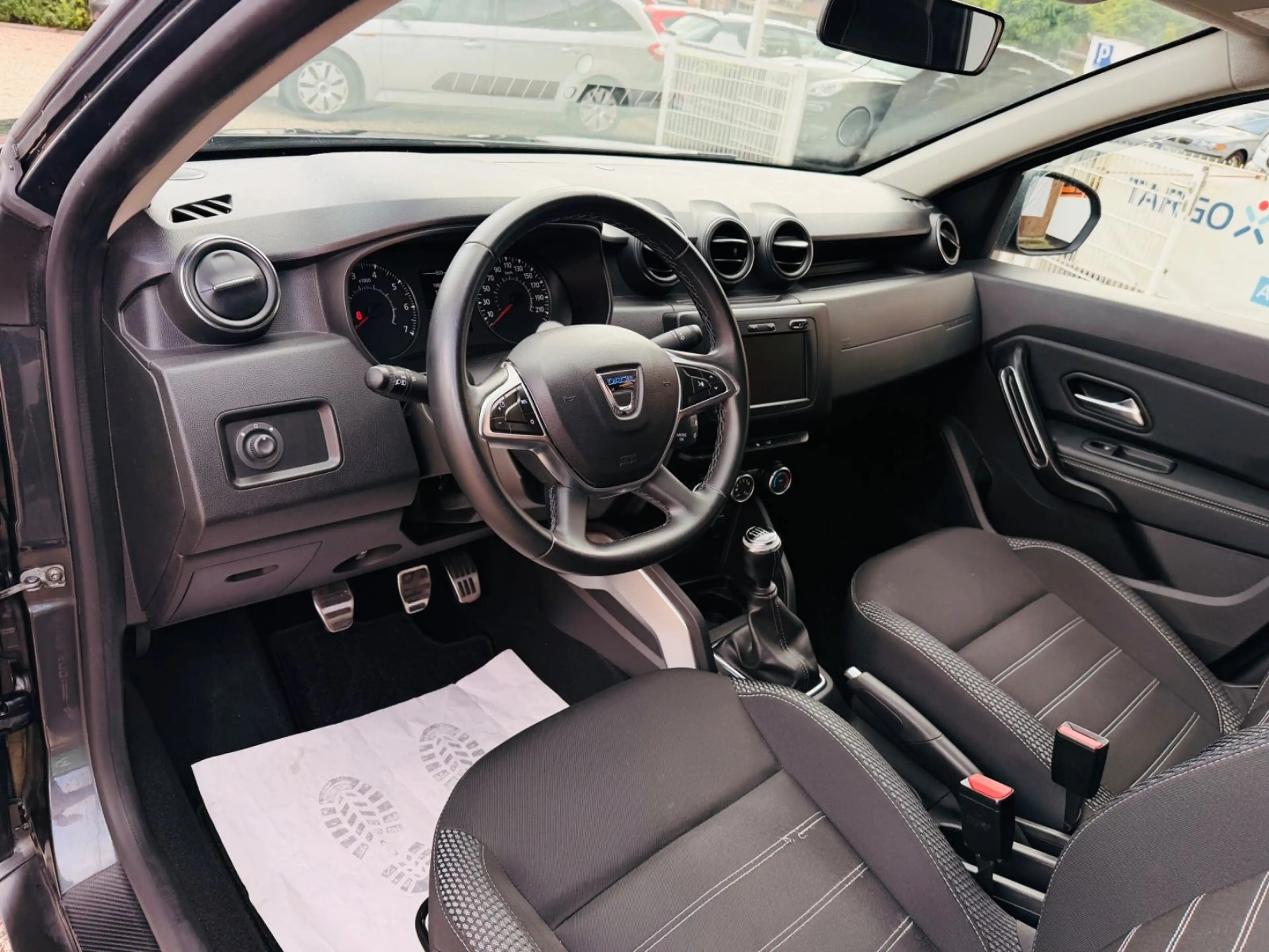 Dacia Duster II Prestige+Scheckheft+1 Hand+Navi+Kamera — photo 20