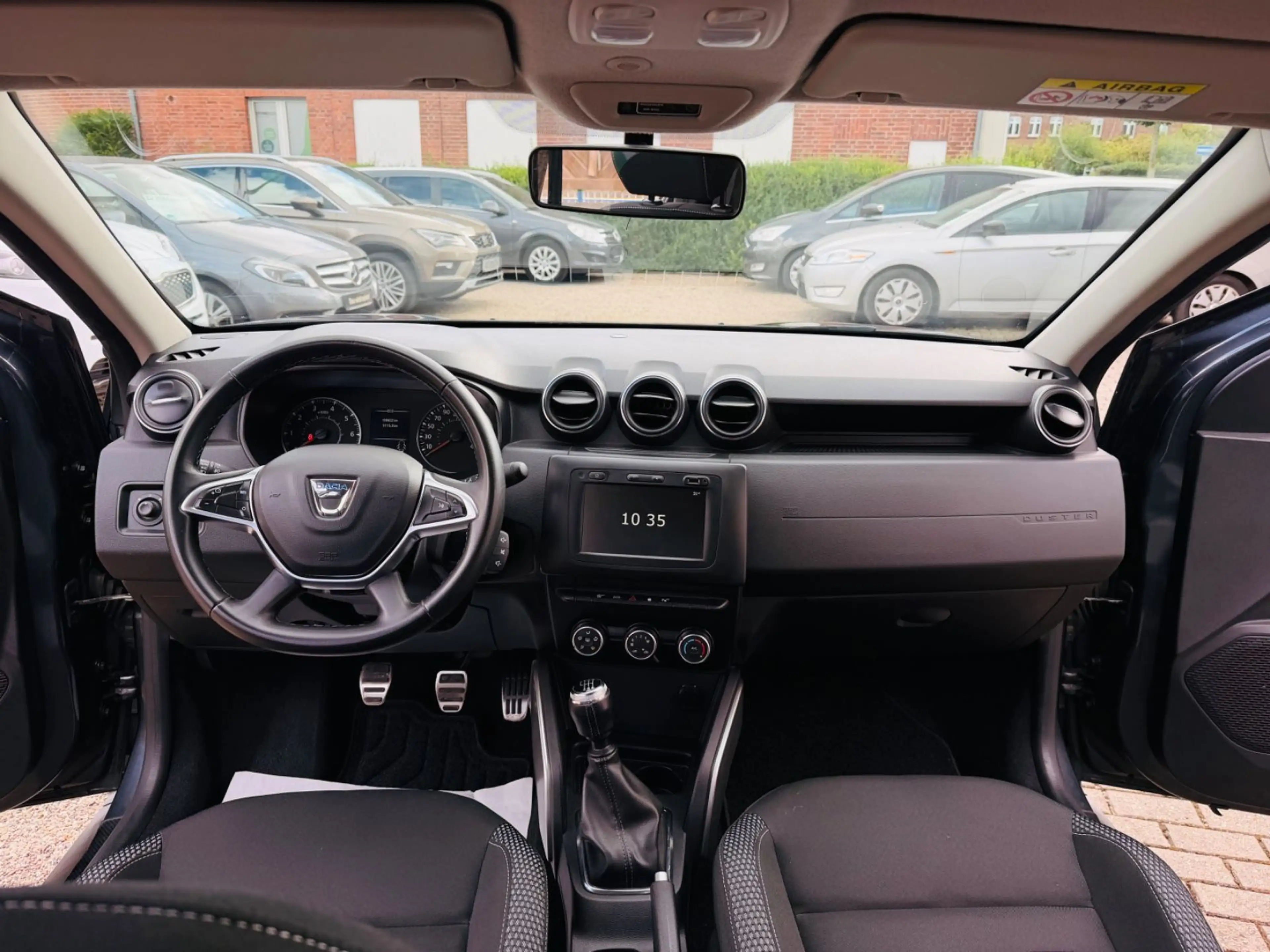 Dacia Duster II Prestige+Scheckheft+1 Hand+Navi+Kamera — photo 15