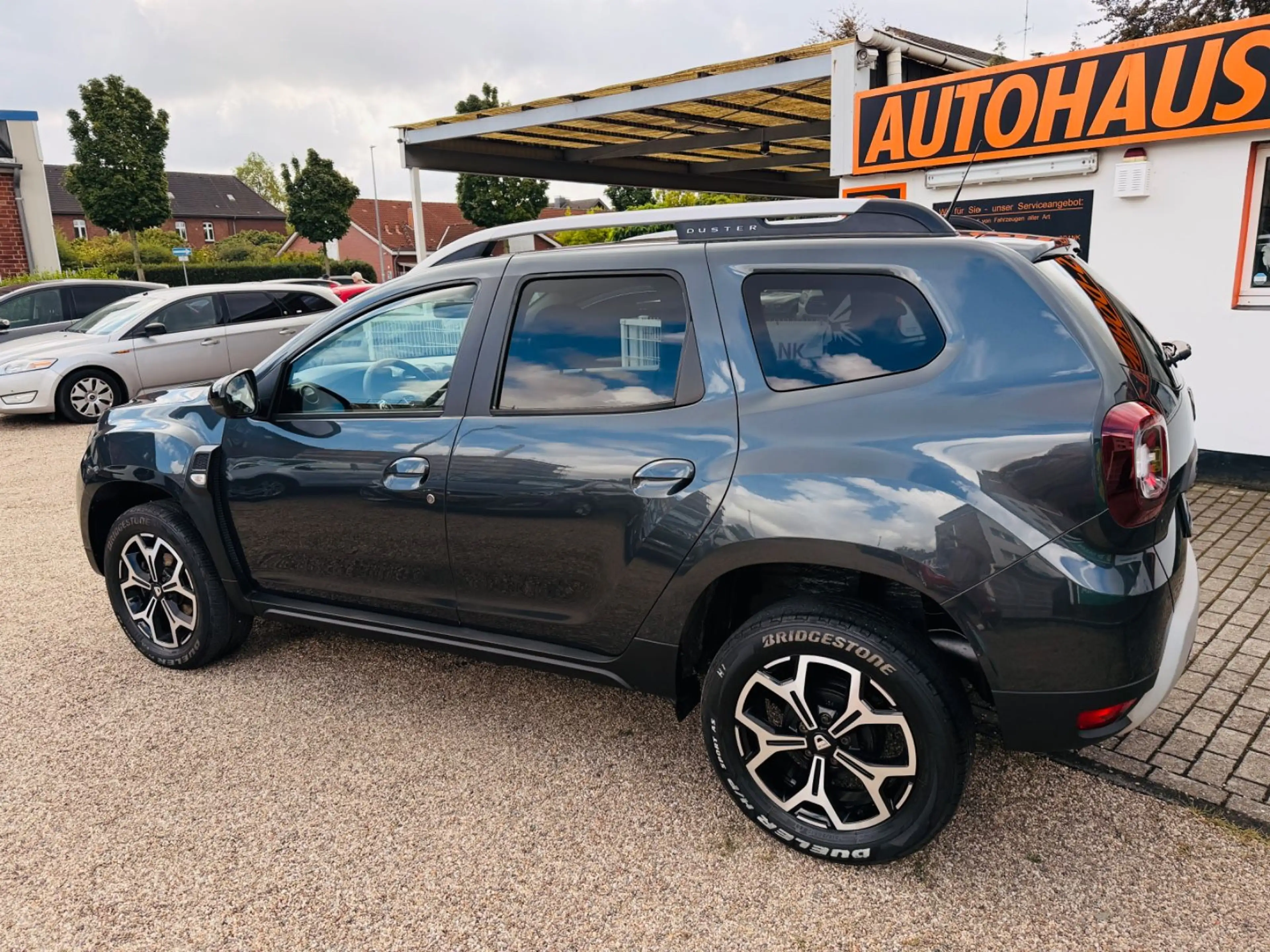 Dacia Duster II Prestige+Scheckheft+1 Hand+Navi+Kamera — photo 10