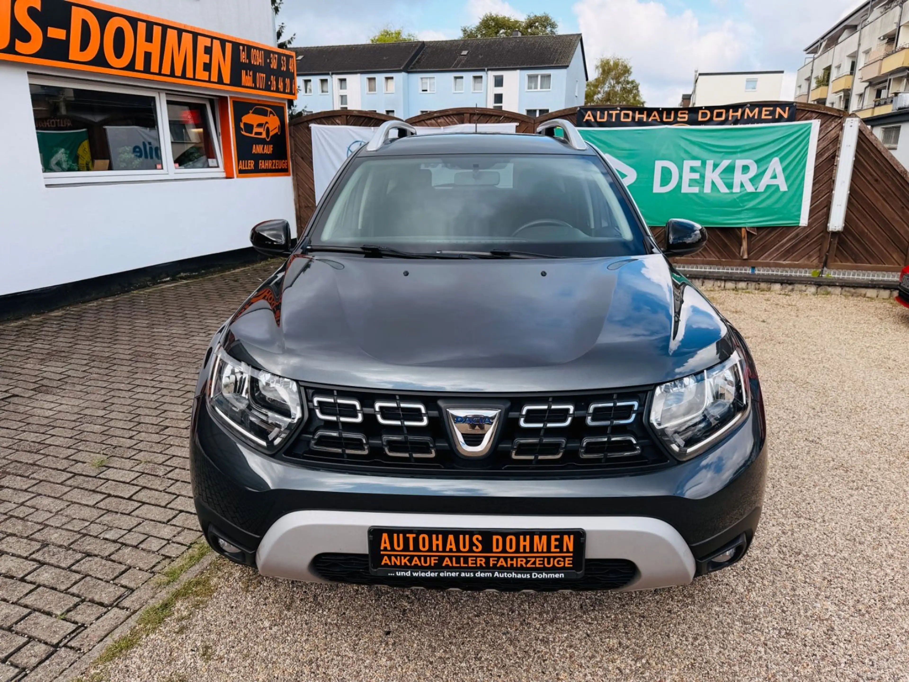 Dacia Duster II Prestige+Scheckheft+1 Hand+Navi+Kamera — photo 2