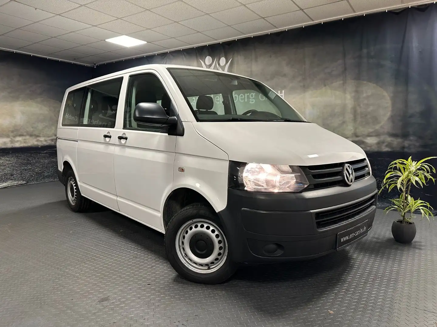 Volkswagen T5 Transporter 2.0 TDI Kasten-Kombi 9-Sitzer Blanc - 1