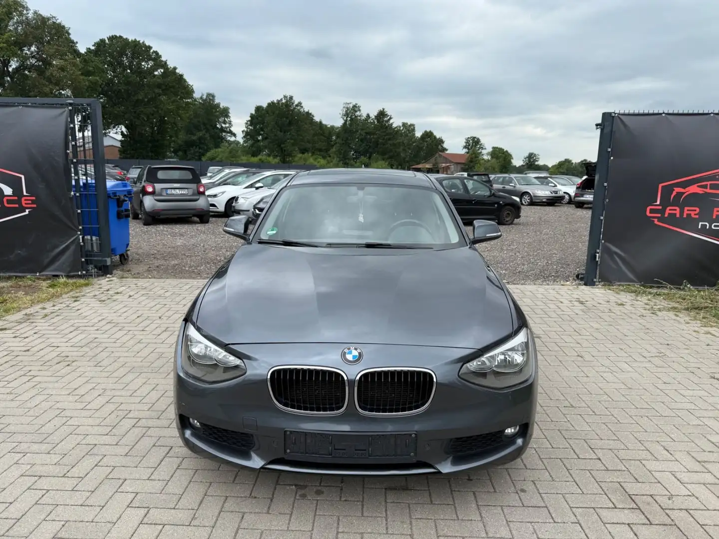 BMW 114 Baureihe 1 Lim. 5-trg. 114 i TÜV NEU/PDC/SHZ Grijs - 2