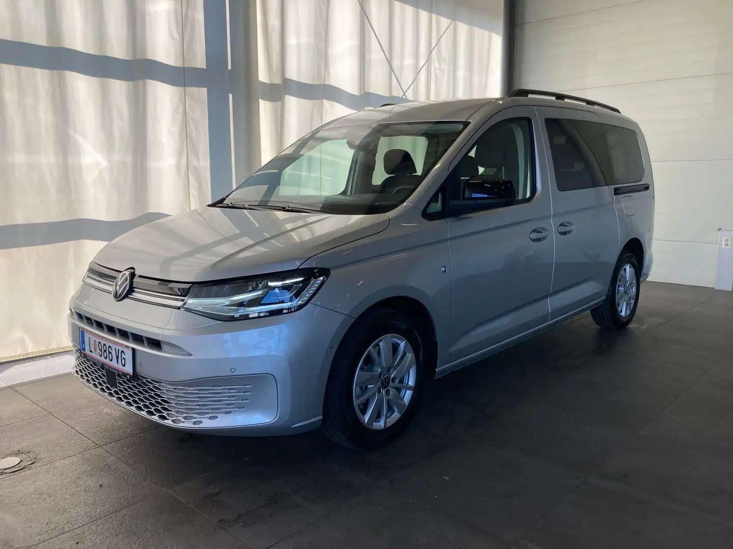 Volkswagen Caddy Life Maxi TDI Silber - 1