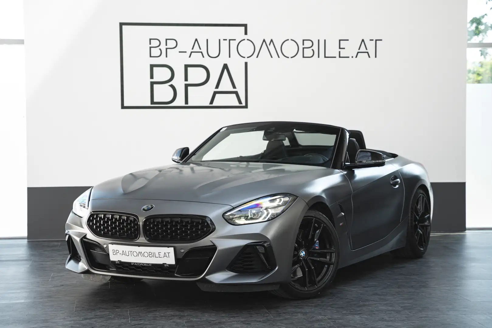 BMW Z4 M 40i sDrive Aut. // CARE PKT / TOLLE AUSSTATTUNG // Gris - 1