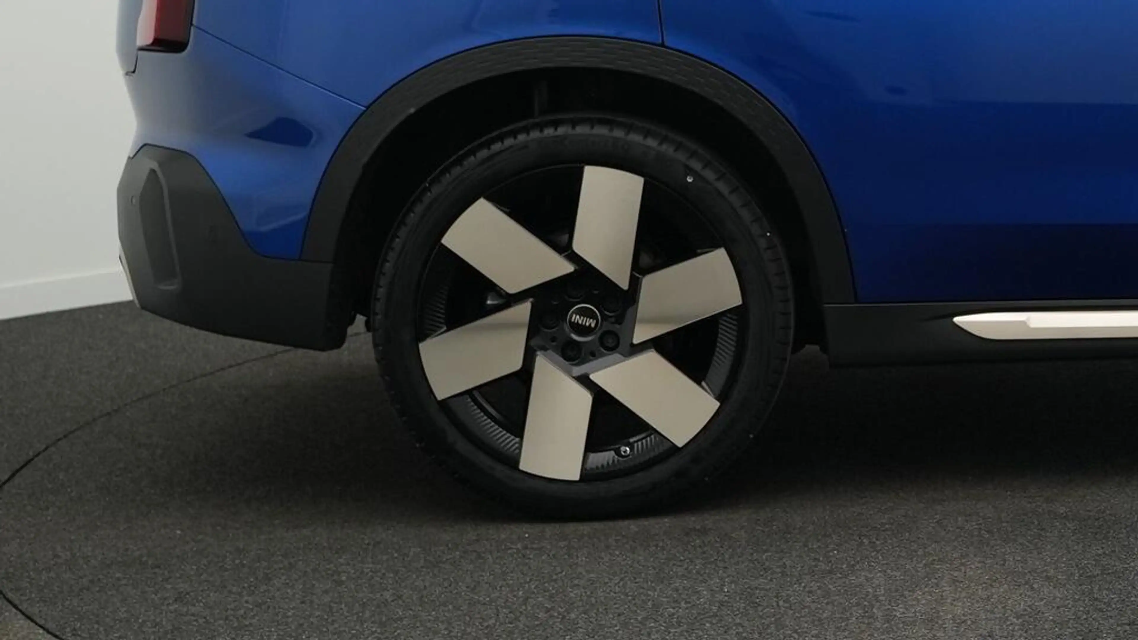 MINI Countryman D Favoured Trim — photo 10