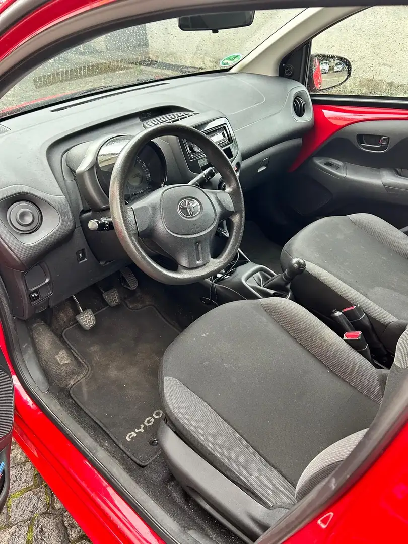 Toyota Aygo x-cite - 1