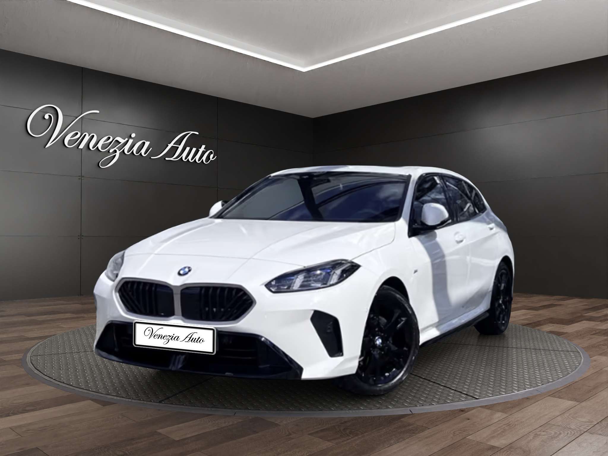 BMW 118