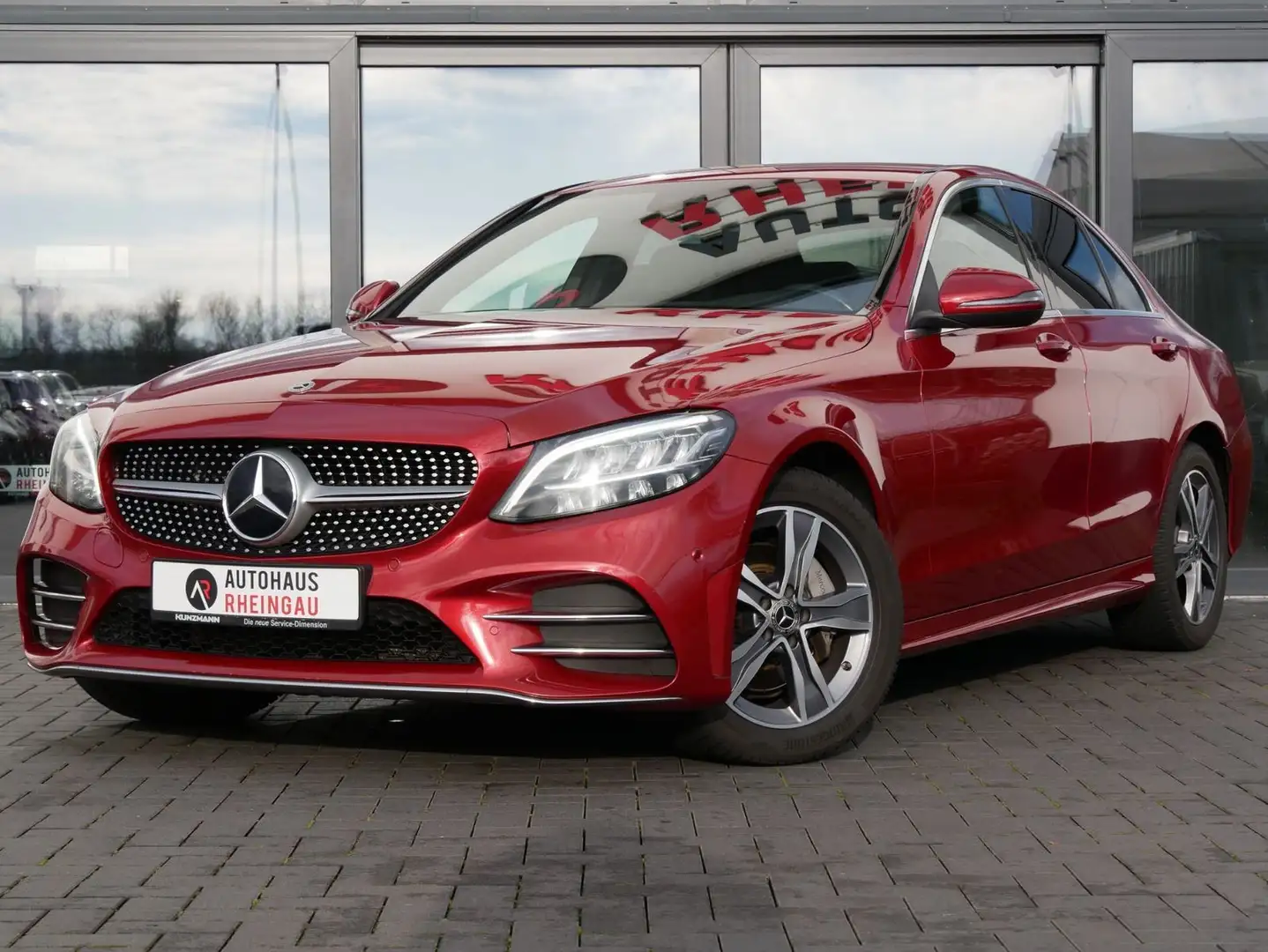 Mercedes-Benz C 220 d AMG Line AHK/RFK/LED Rojo - 1