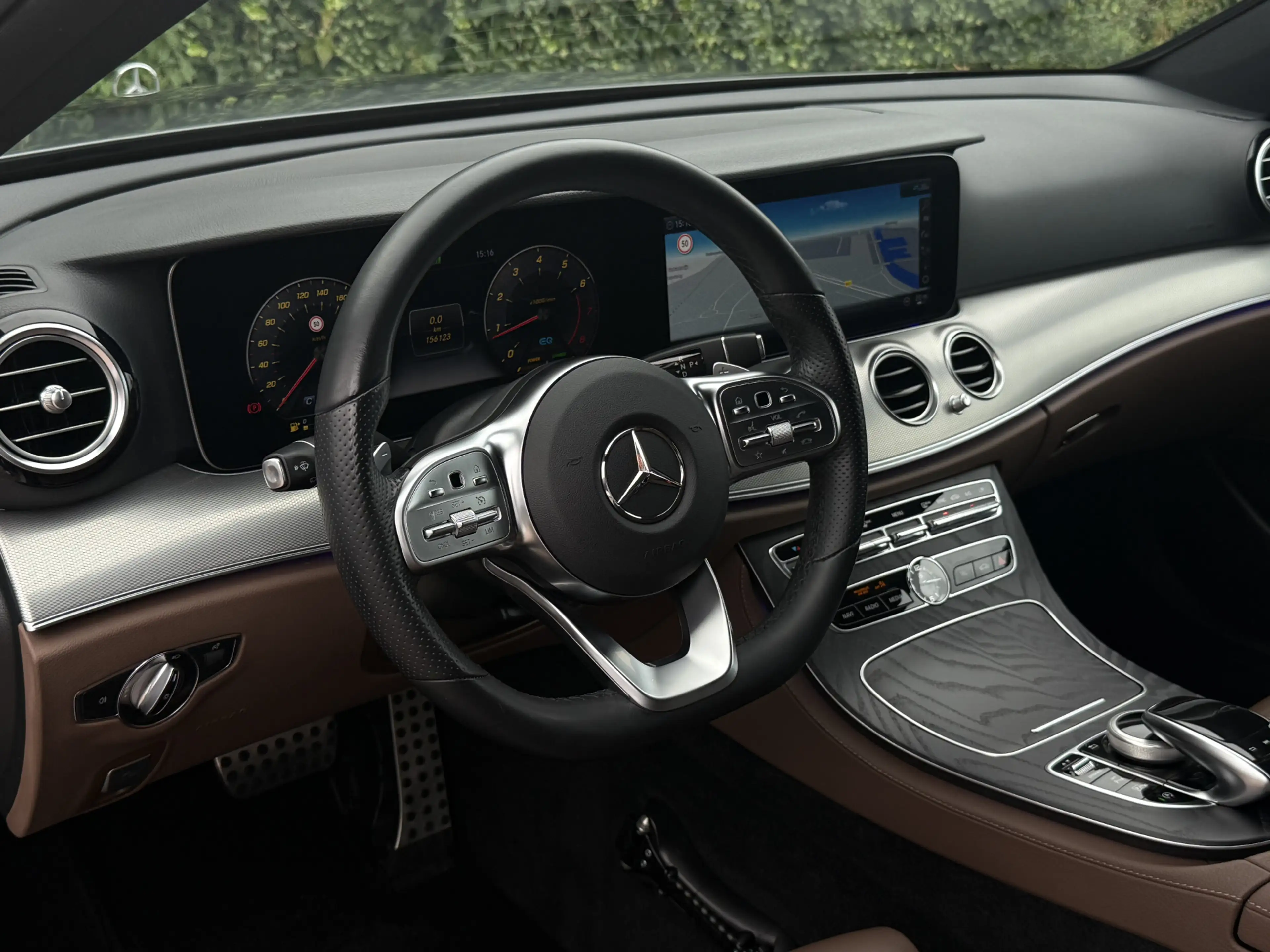 Mercedes-Benz E 200 Estate Sport AMG I WideScreen I Camera — photo 9