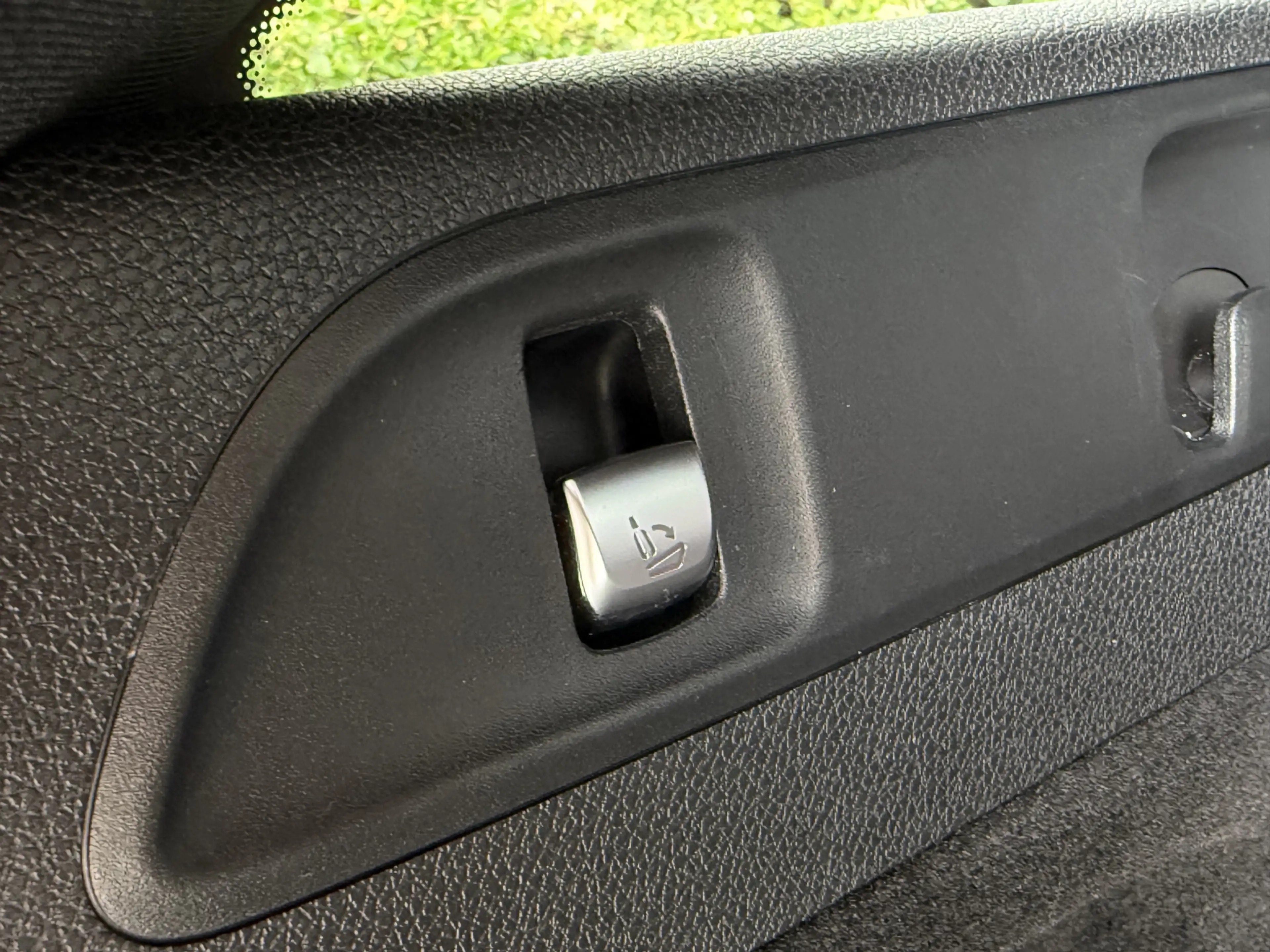 Mercedes-Benz E 200 Estate Sport AMG I WideScreen I Camera — photo 39