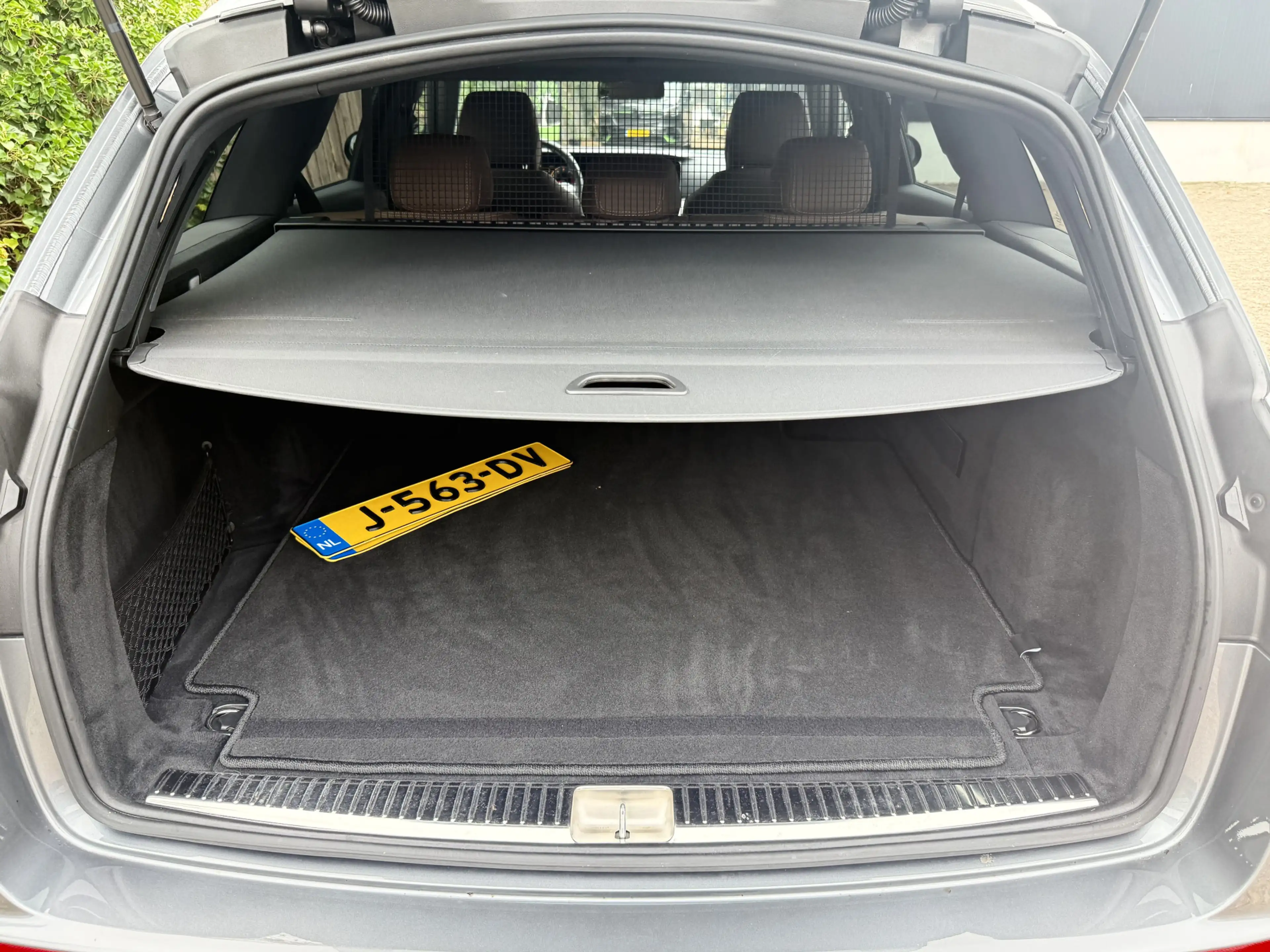 Mercedes-Benz E 200 Estate Sport AMG I WideScreen I Camera — photo 40