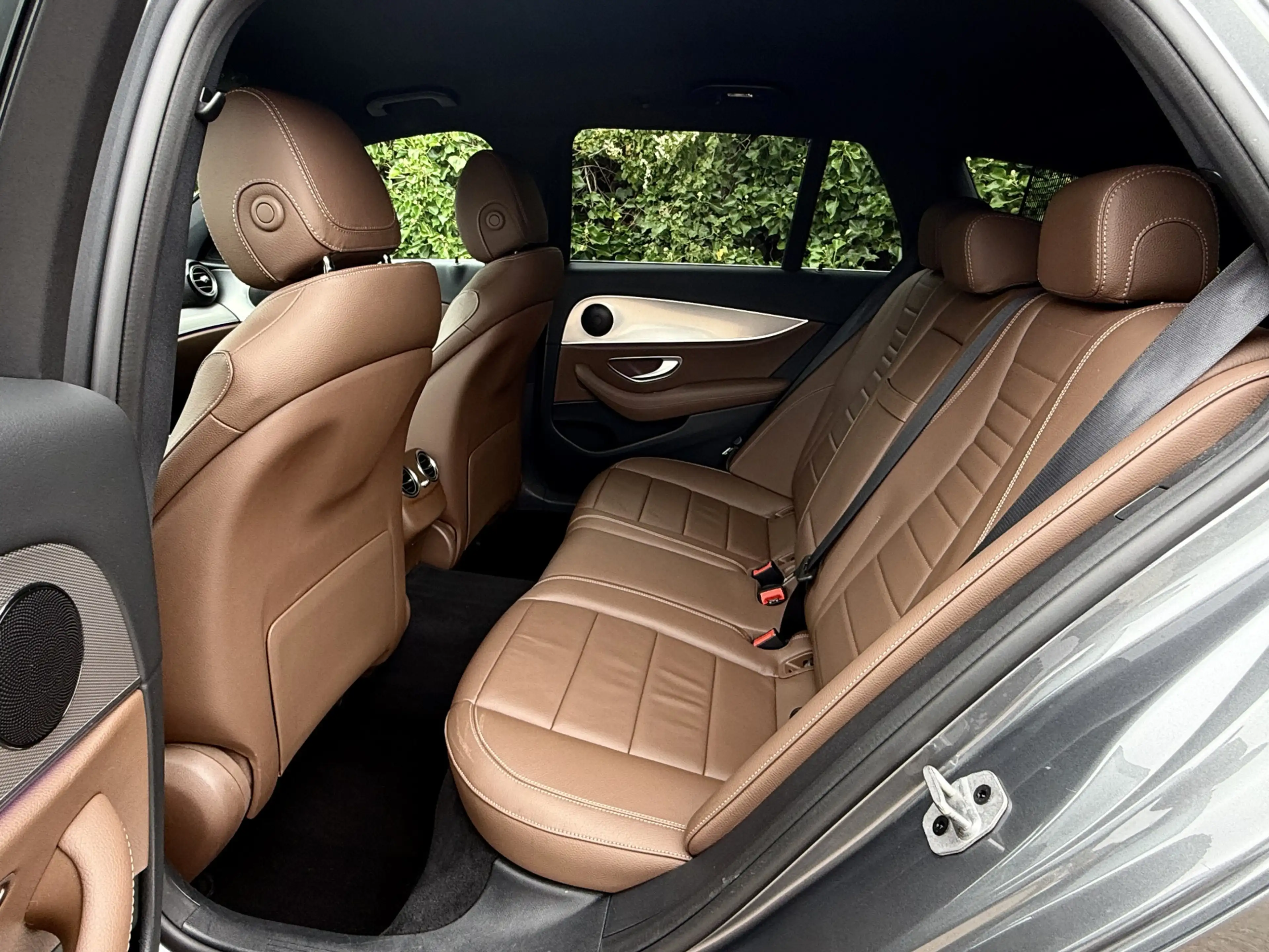 Mercedes-Benz E 200 Estate Sport AMG I WideScreen I Camera — photo 30