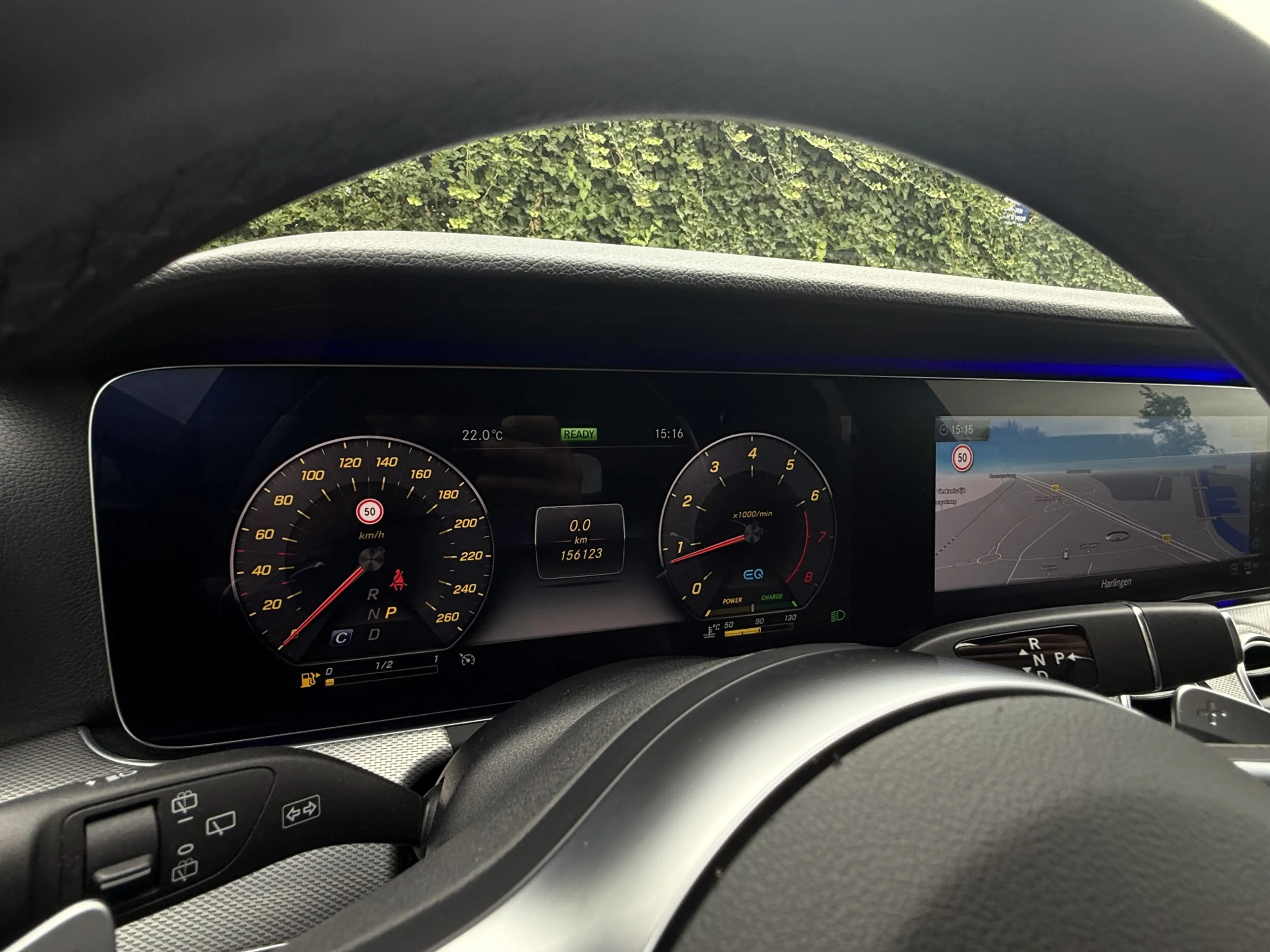 Mercedes-Benz E 200 Estate Sport AMG I WideScreen I Camera — photo 32