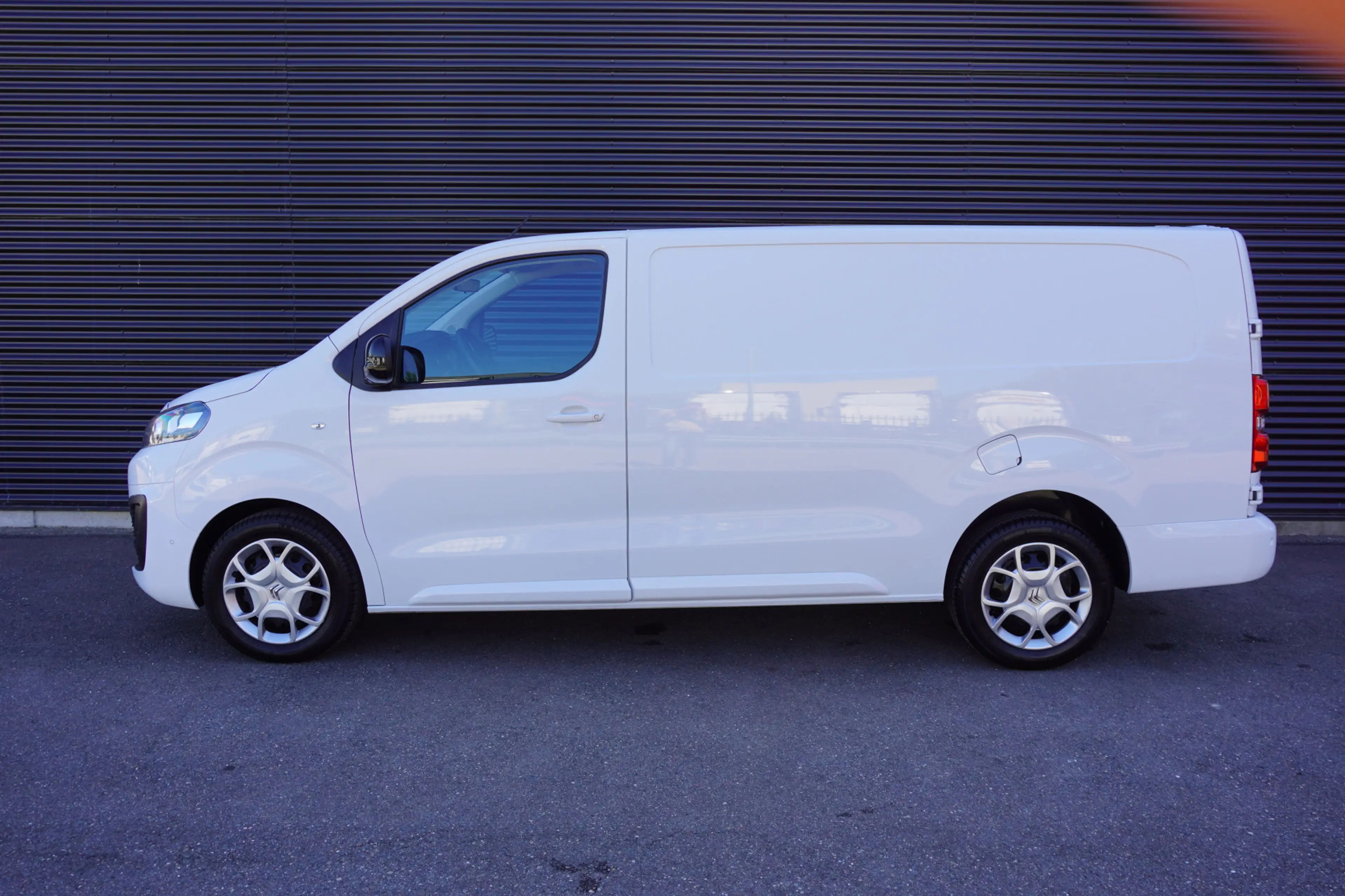 Citroen Jumpy 145pk Automaat L3H1 2500kg Trekhaak Apple craplay — photo 6