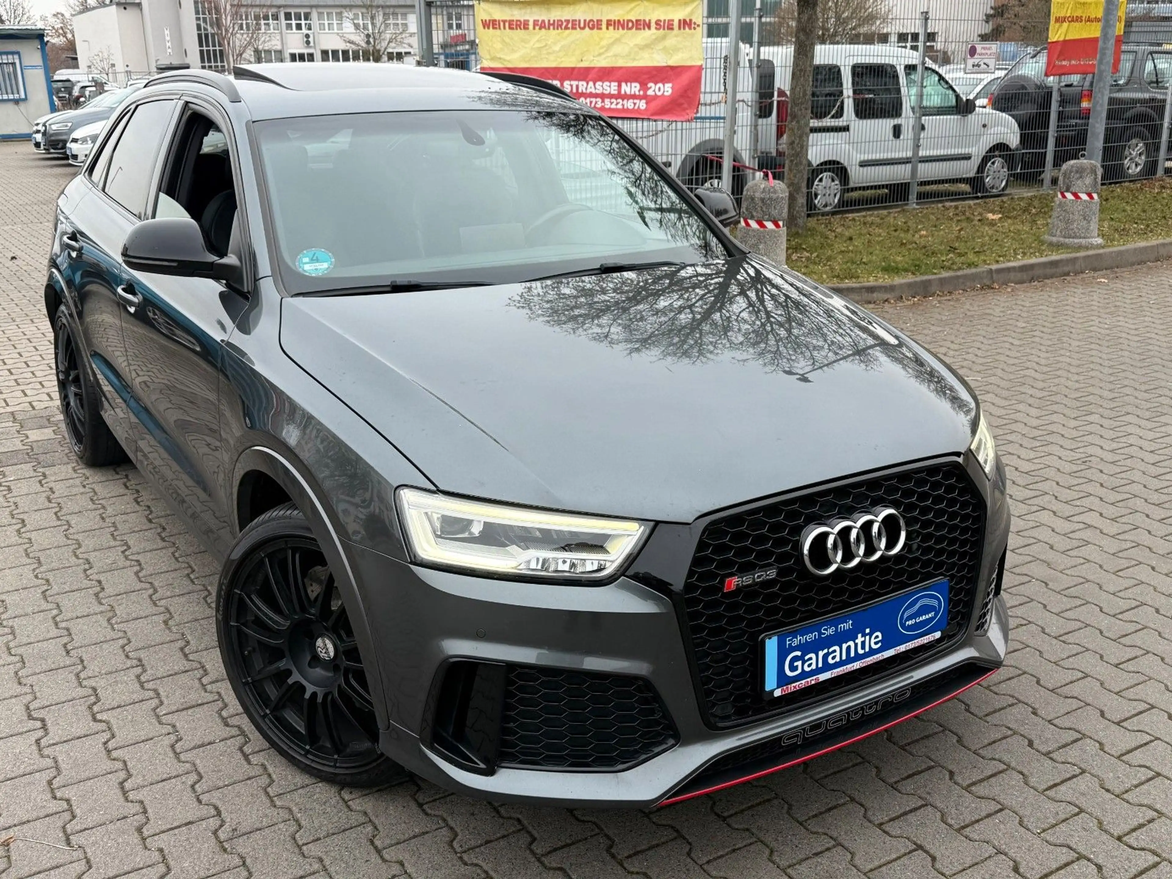 Audi RS Q3 RS Q3 2.5 TFSI quattro*PANO*NAVI*LED*VOLL**